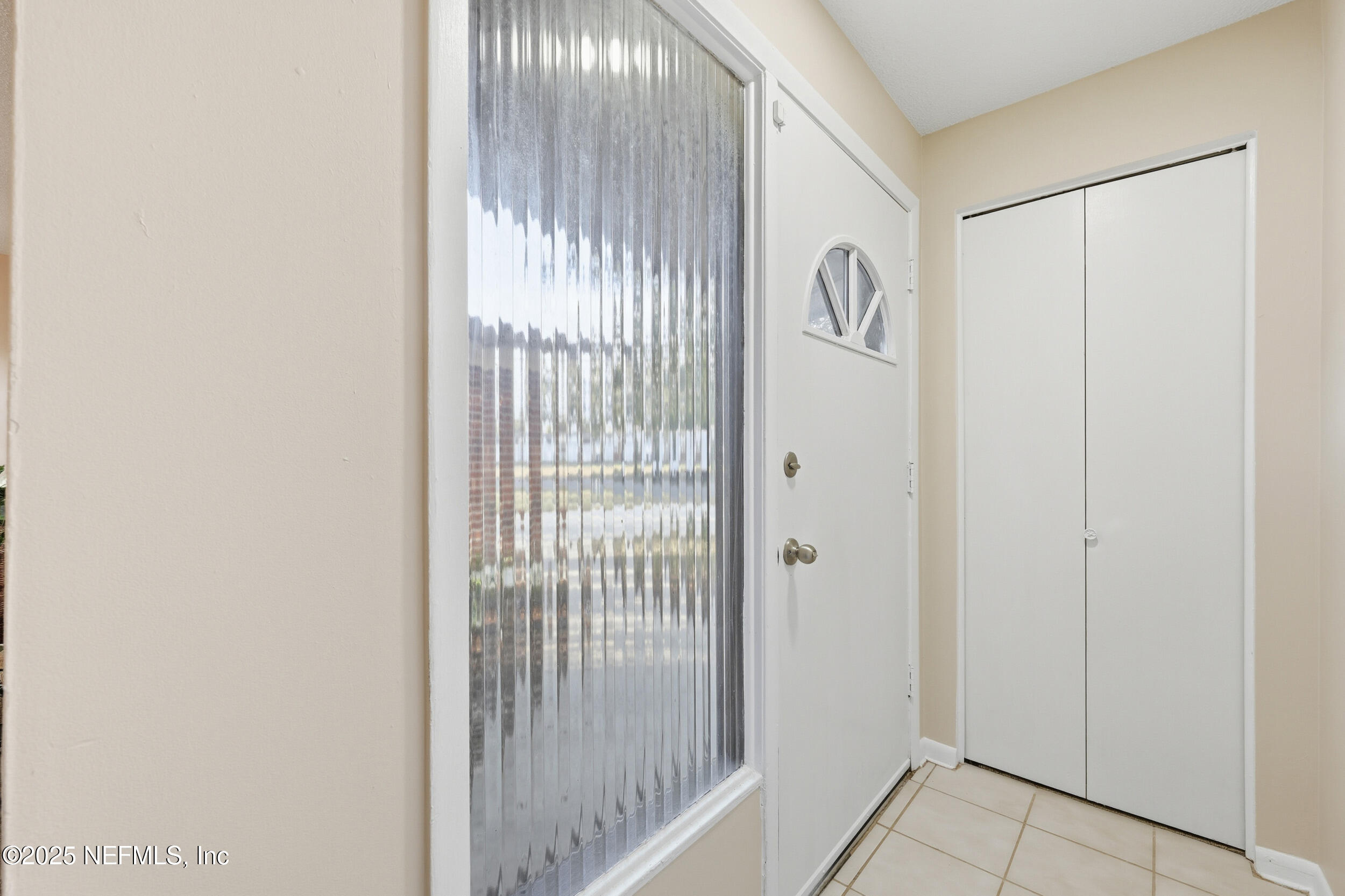 521 CLERMONT Avenue S