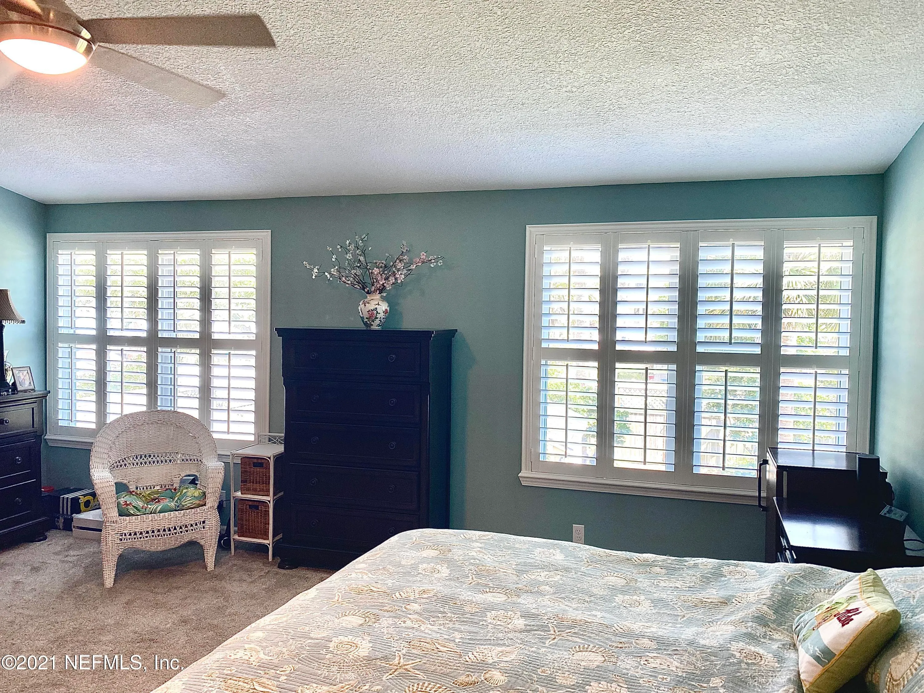 Jacksonville Beach, Florida 32250, United States, 2 Bedrooms Bedrooms, ,2 BathroomsBathrooms,Residential,Pending,32517