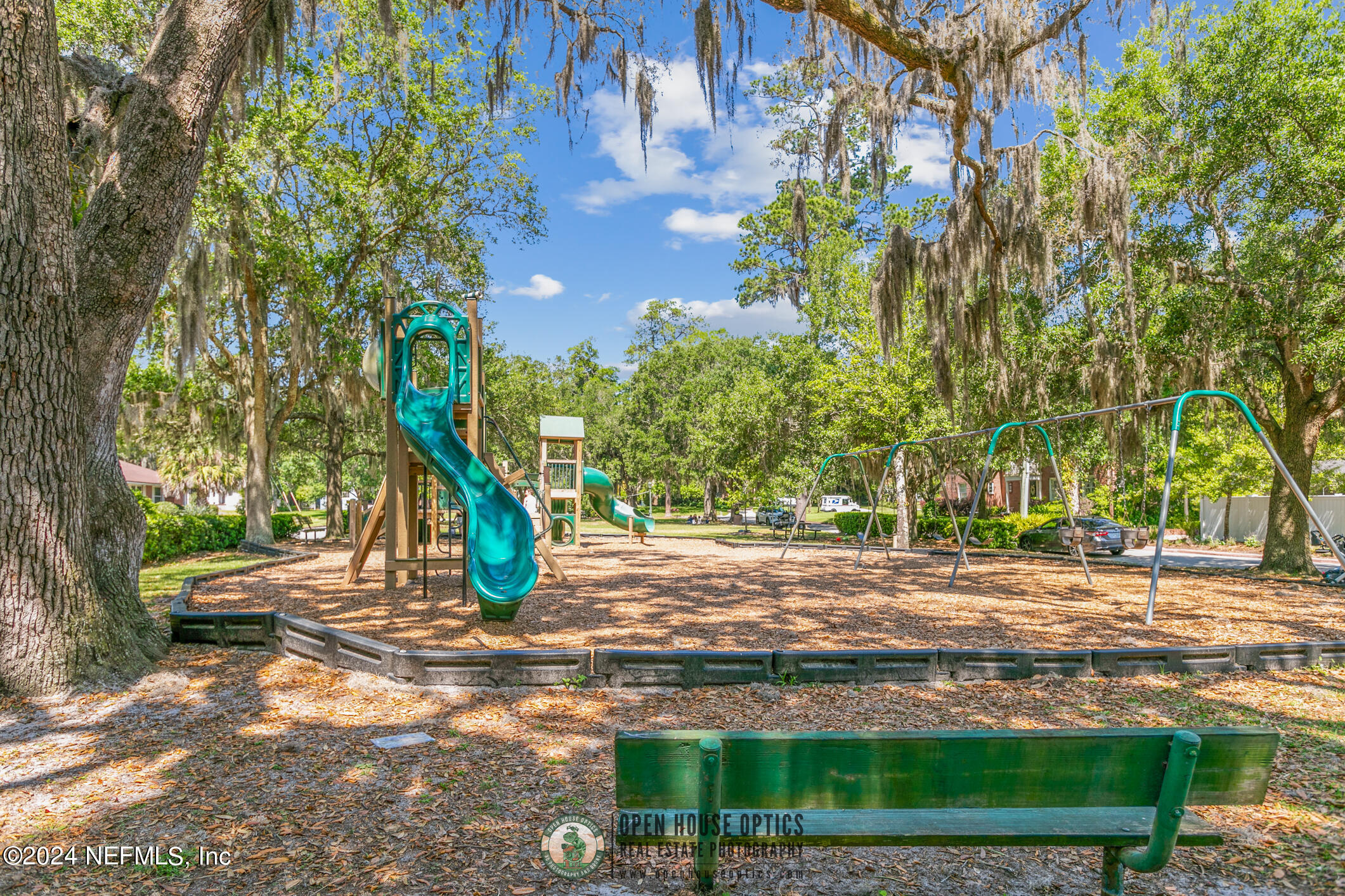 Jacksonville, Florida 32207, United States, 5 Bedrooms Bedrooms, ,6 BathroomsBathrooms,Residential,Pending,27159