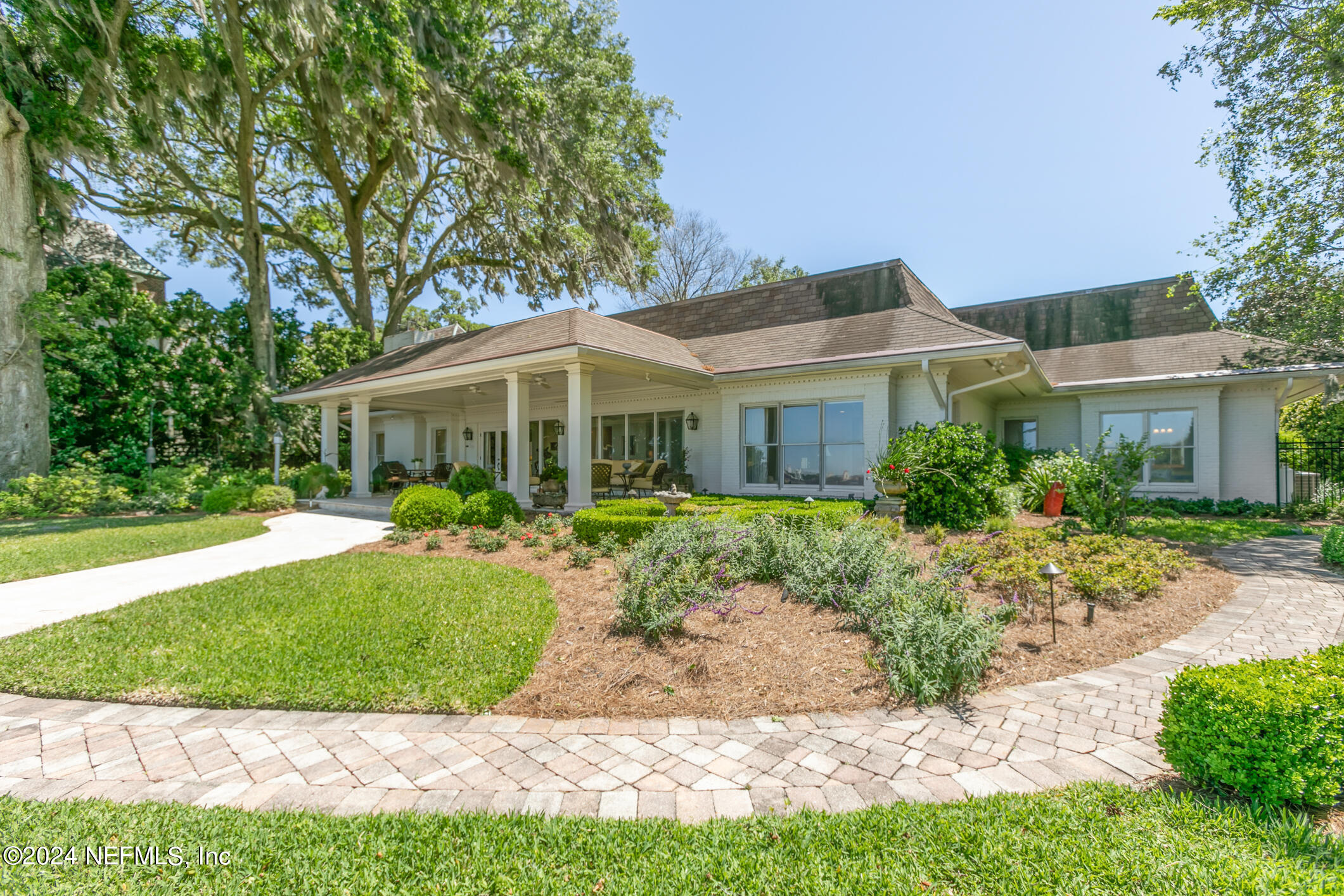 Jacksonville, Florida 32207, United States, 5 Bedrooms Bedrooms, ,6 BathroomsBathrooms,Residential,Pending,27159