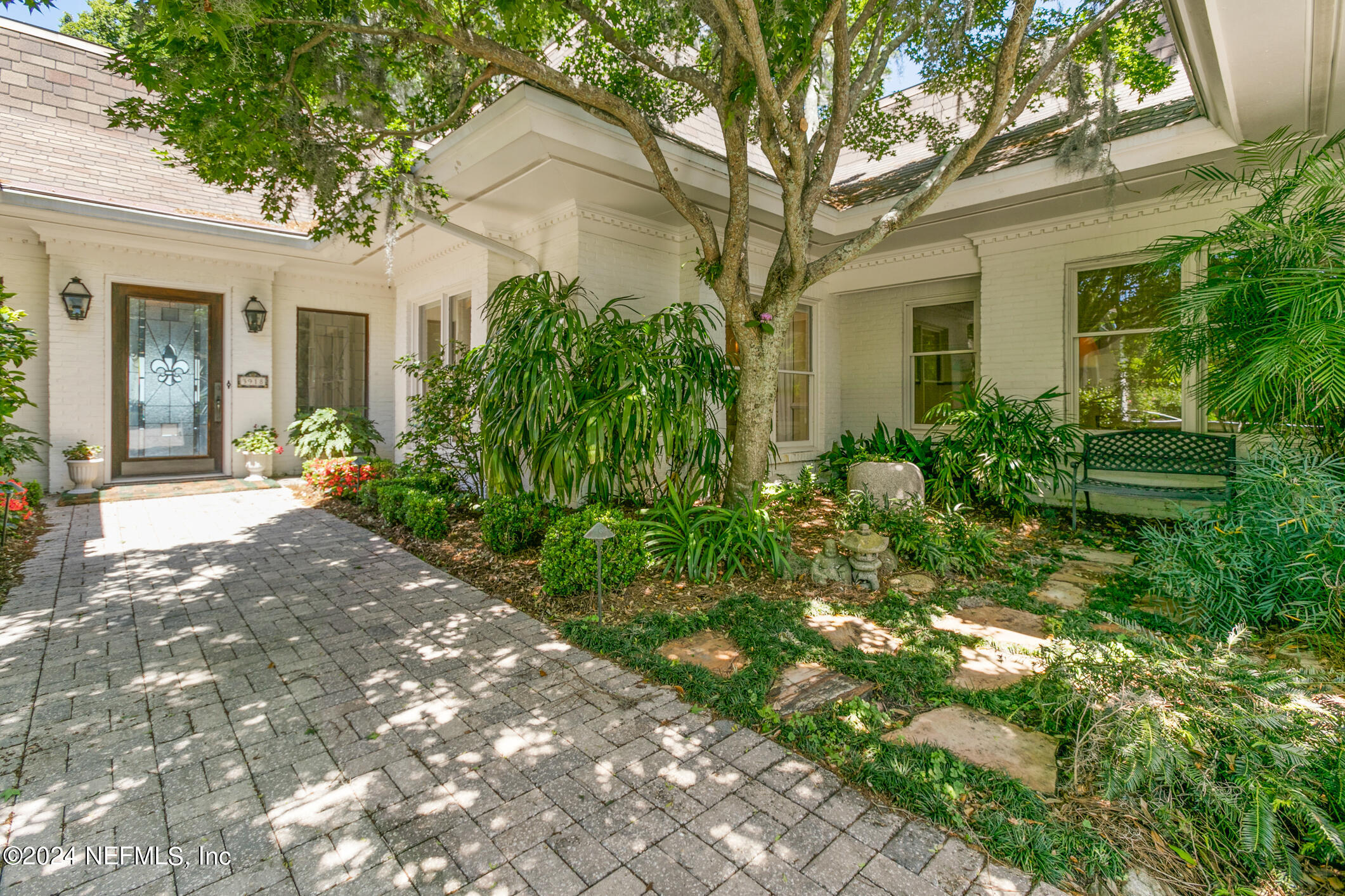 Jacksonville, Florida 32207, United States, 5 Bedrooms Bedrooms, ,6 BathroomsBathrooms,Residential,Pending,27159