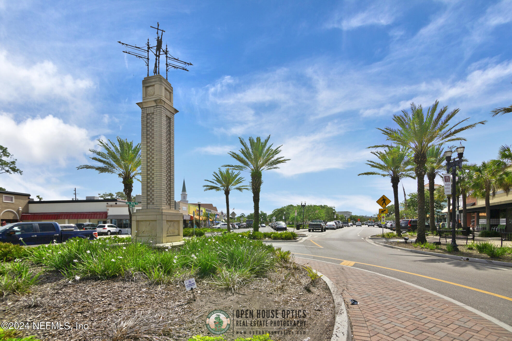 Jacksonville, Florida 32207, United States, 5 Bedrooms Bedrooms, ,6 BathroomsBathrooms,Residential,Pending,27159