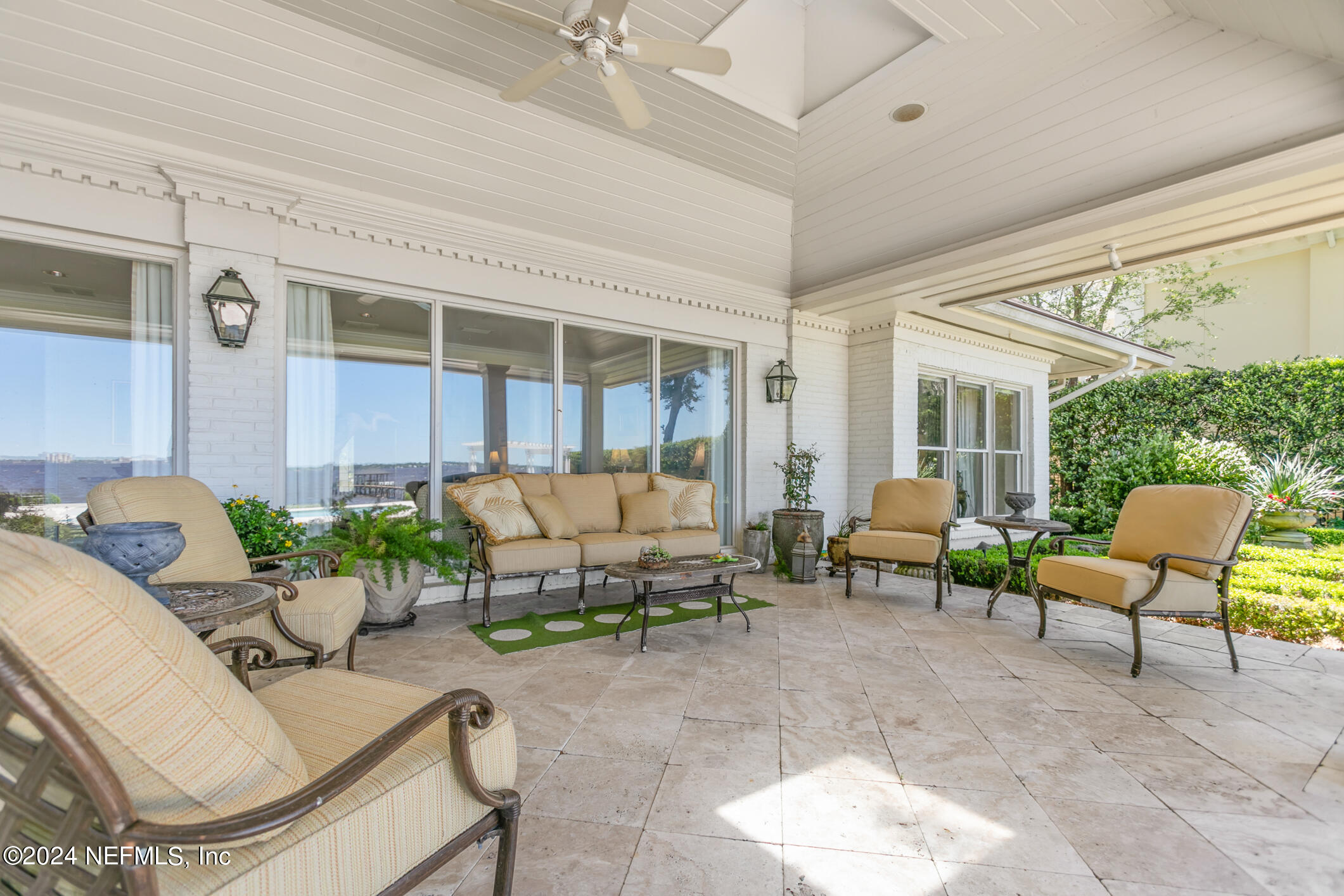 Jacksonville, Florida 32207, United States, 5 Bedrooms Bedrooms, ,6 BathroomsBathrooms,Residential,Pending,27159