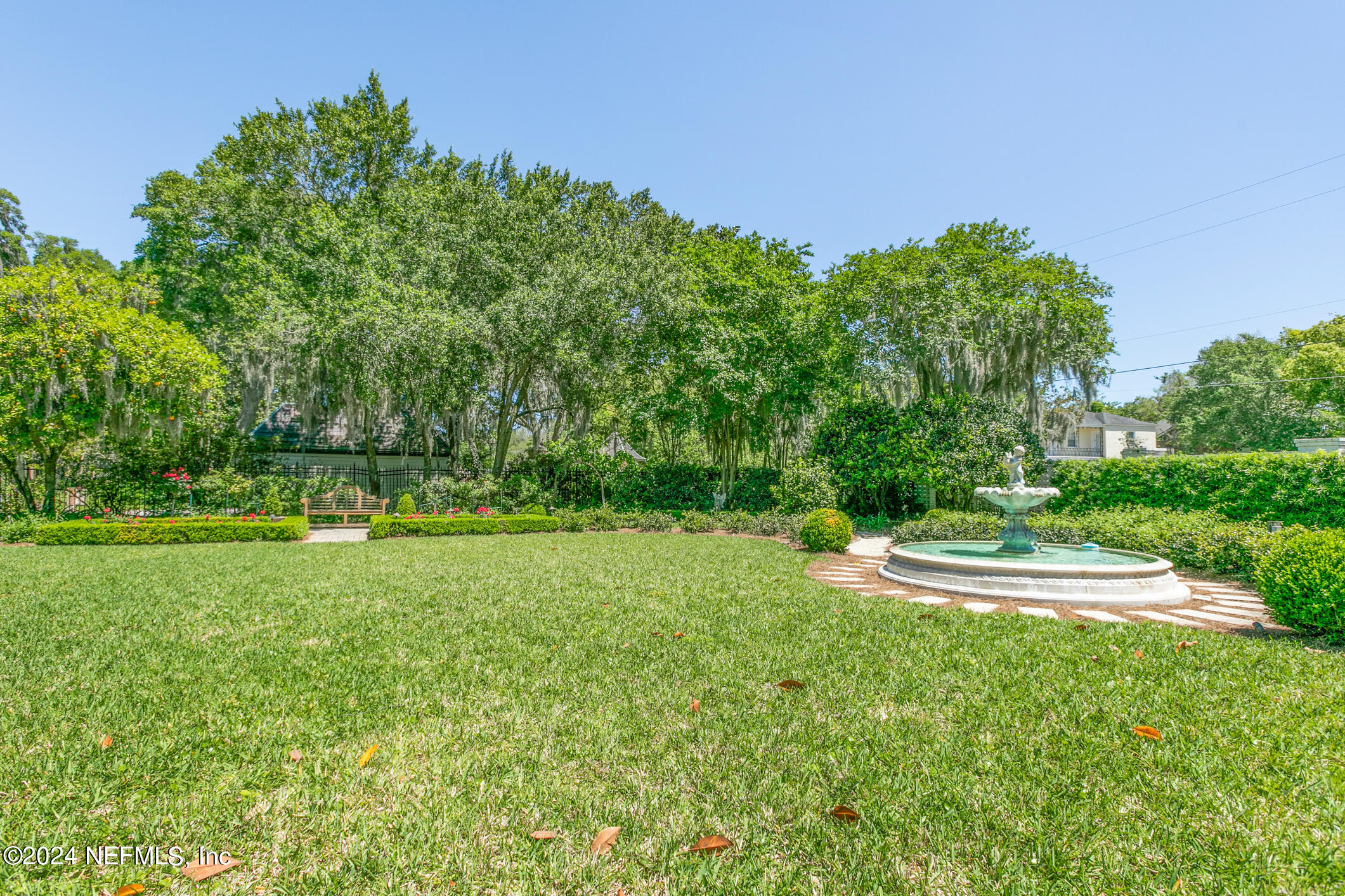 Jacksonville, Florida 32207, United States, 5 Bedrooms Bedrooms, ,6 BathroomsBathrooms,Residential,Pending,27159