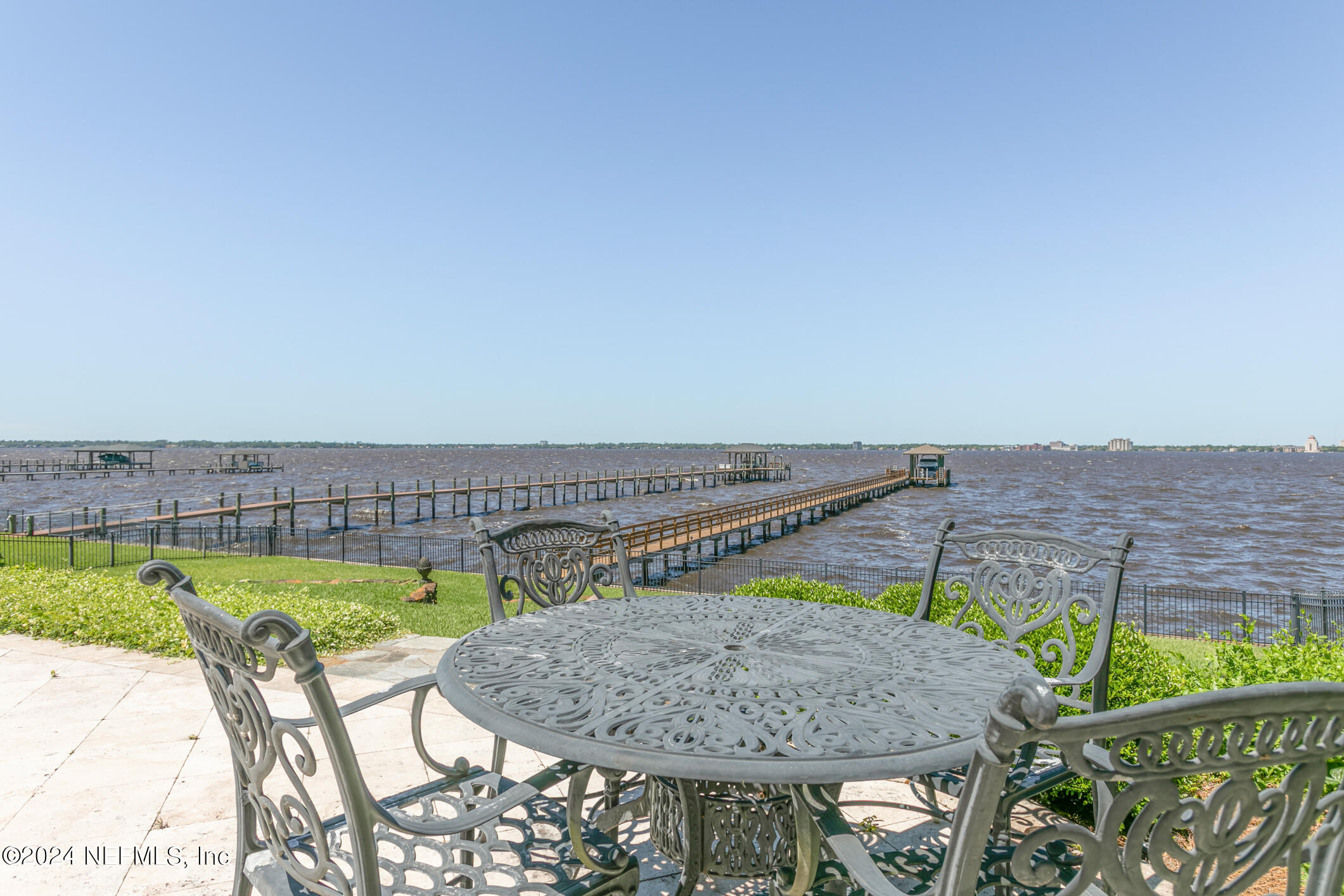 Jacksonville, Florida 32207, United States, 5 Bedrooms Bedrooms, ,6 BathroomsBathrooms,Residential,Pending,27159