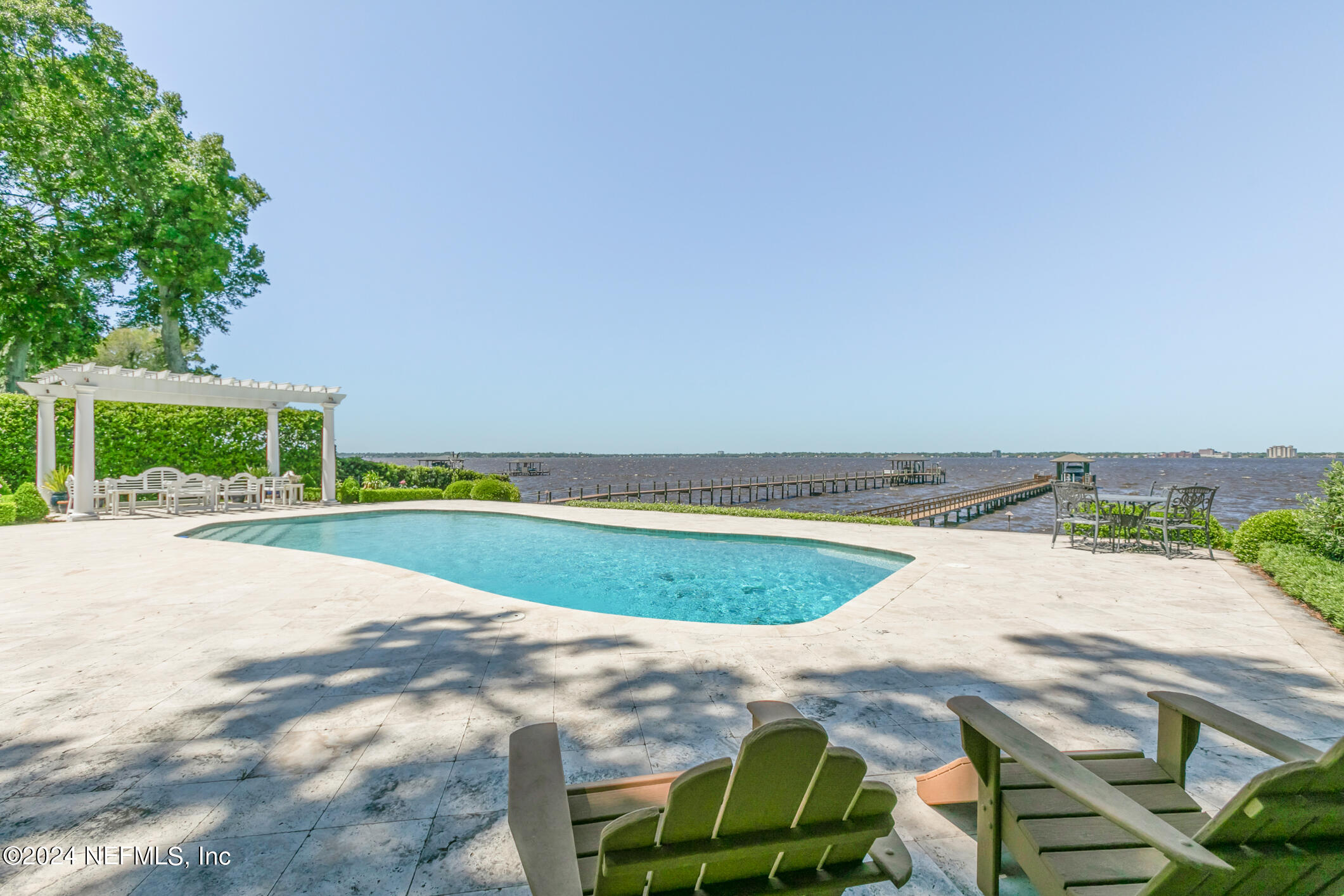 Jacksonville, Florida 32207, United States, 5 Bedrooms Bedrooms, ,6 BathroomsBathrooms,Residential,Pending,27159