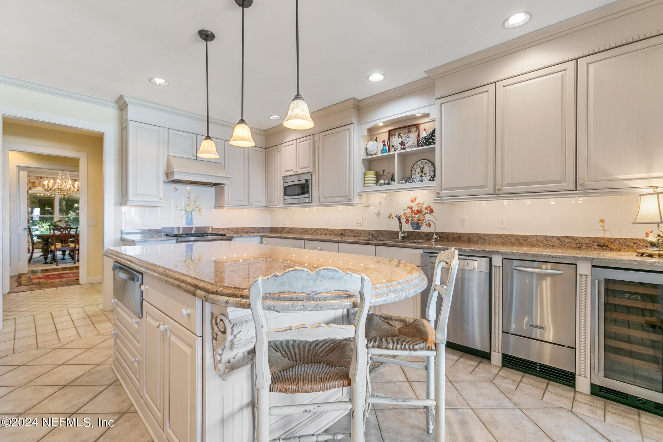 Jacksonville, Florida 32207, United States, 5 Bedrooms Bedrooms, ,6 BathroomsBathrooms,Residential,Pending,27159