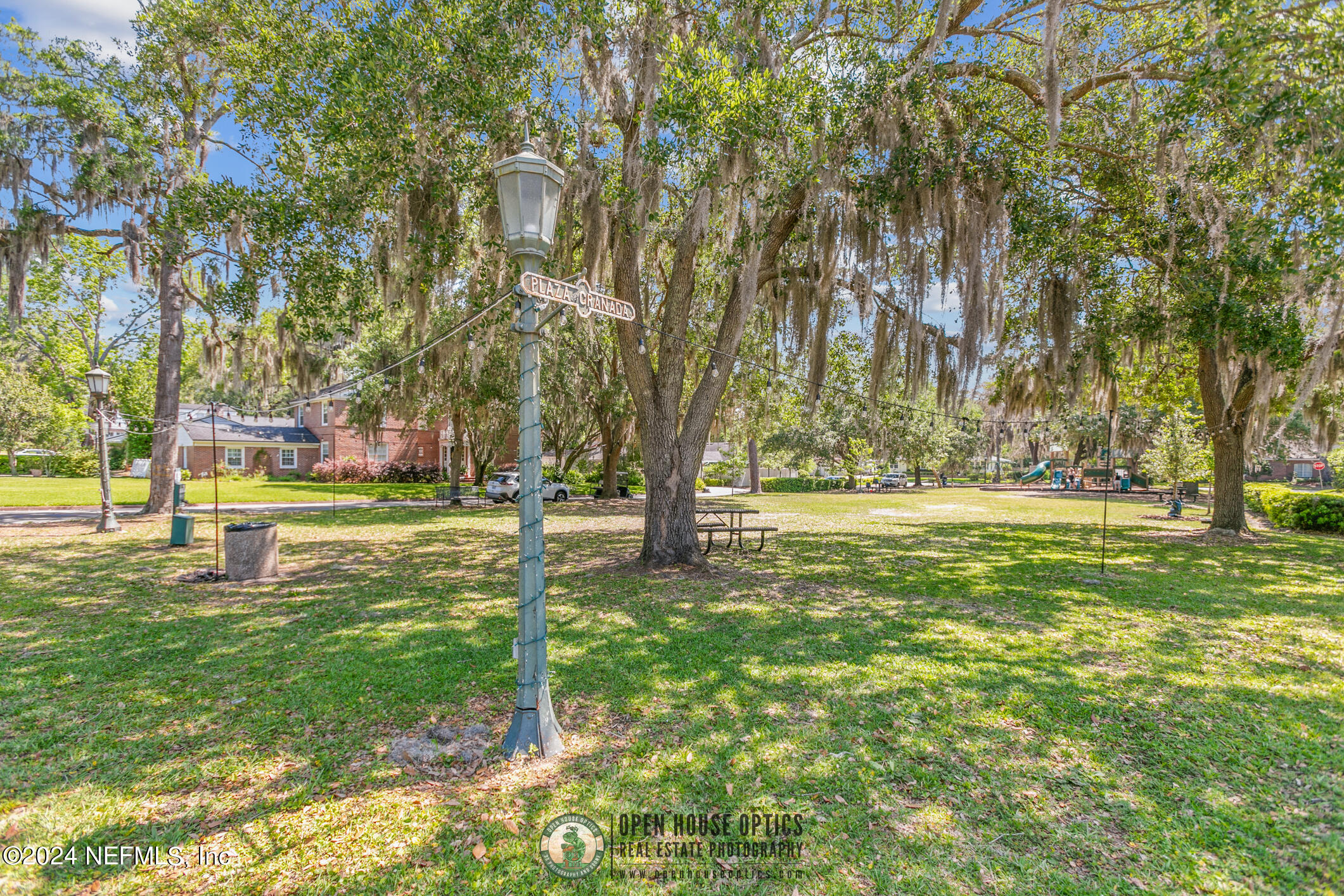 Jacksonville, Florida 32207, United States, 5 Bedrooms Bedrooms, ,6 BathroomsBathrooms,Residential,Pending,27159