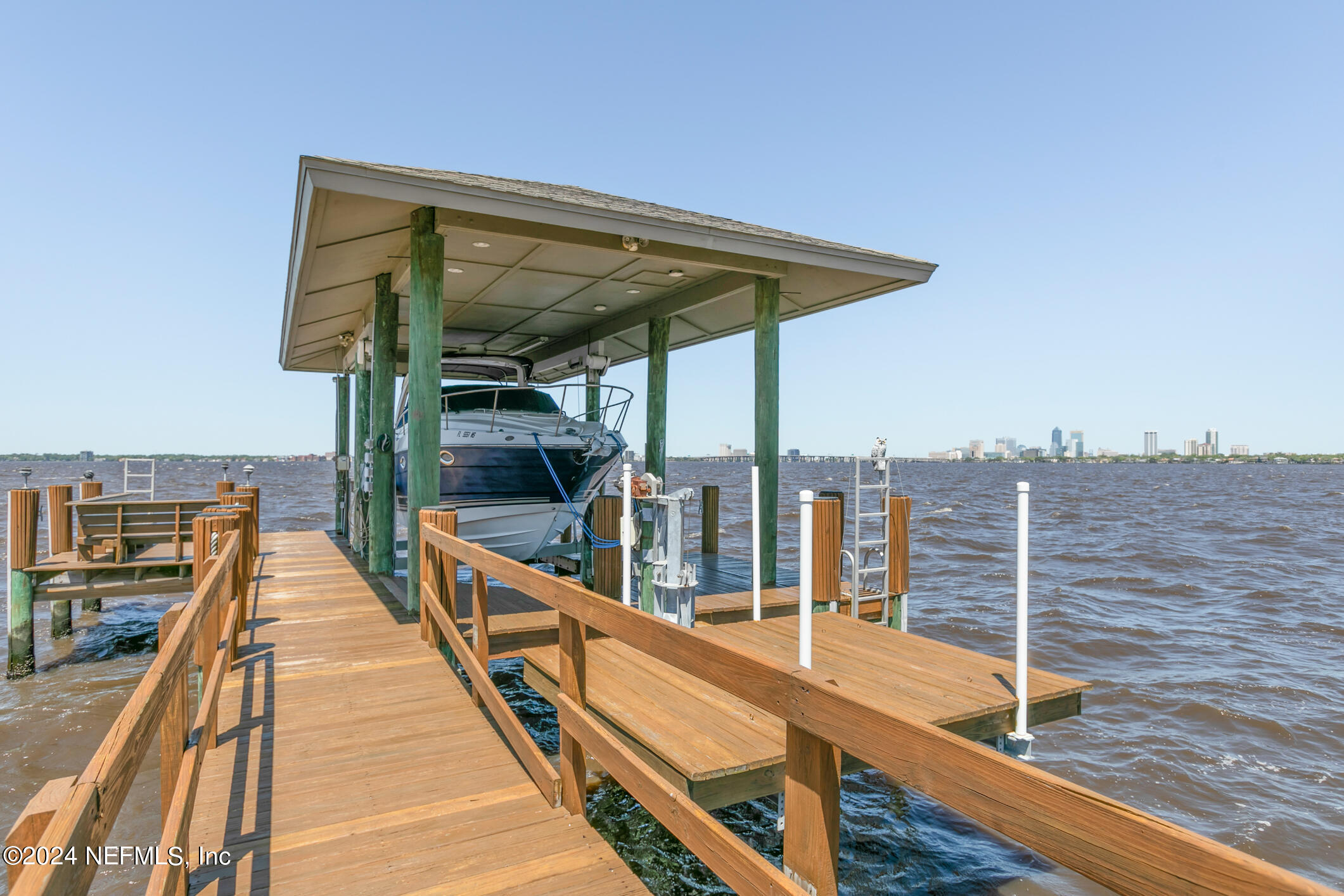 Jacksonville, Florida 32207, United States, 5 Bedrooms Bedrooms, ,6 BathroomsBathrooms,Residential,Pending,27159