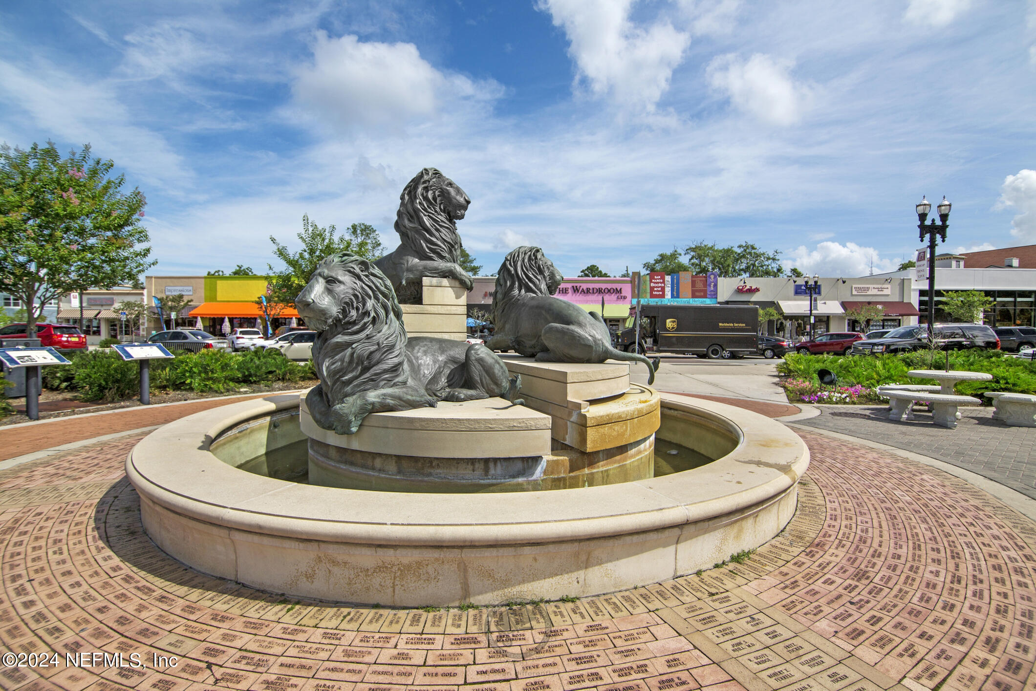 Jacksonville, Florida 32207, United States, 5 Bedrooms Bedrooms, ,6 BathroomsBathrooms,Residential,Pending,27159