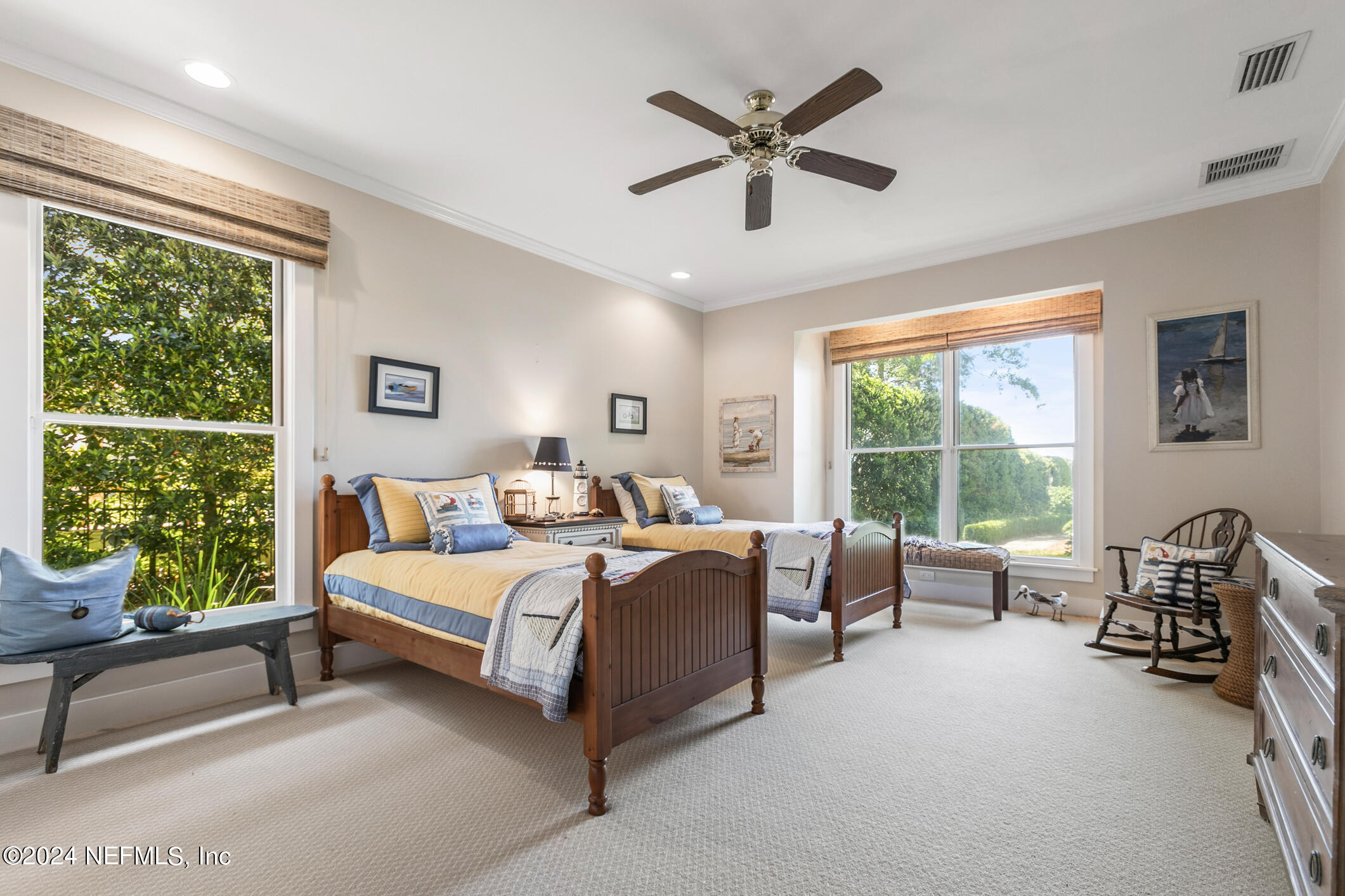 Jacksonville, Florida 32207, United States, 5 Bedrooms Bedrooms, ,6 BathroomsBathrooms,Residential,Pending,27159