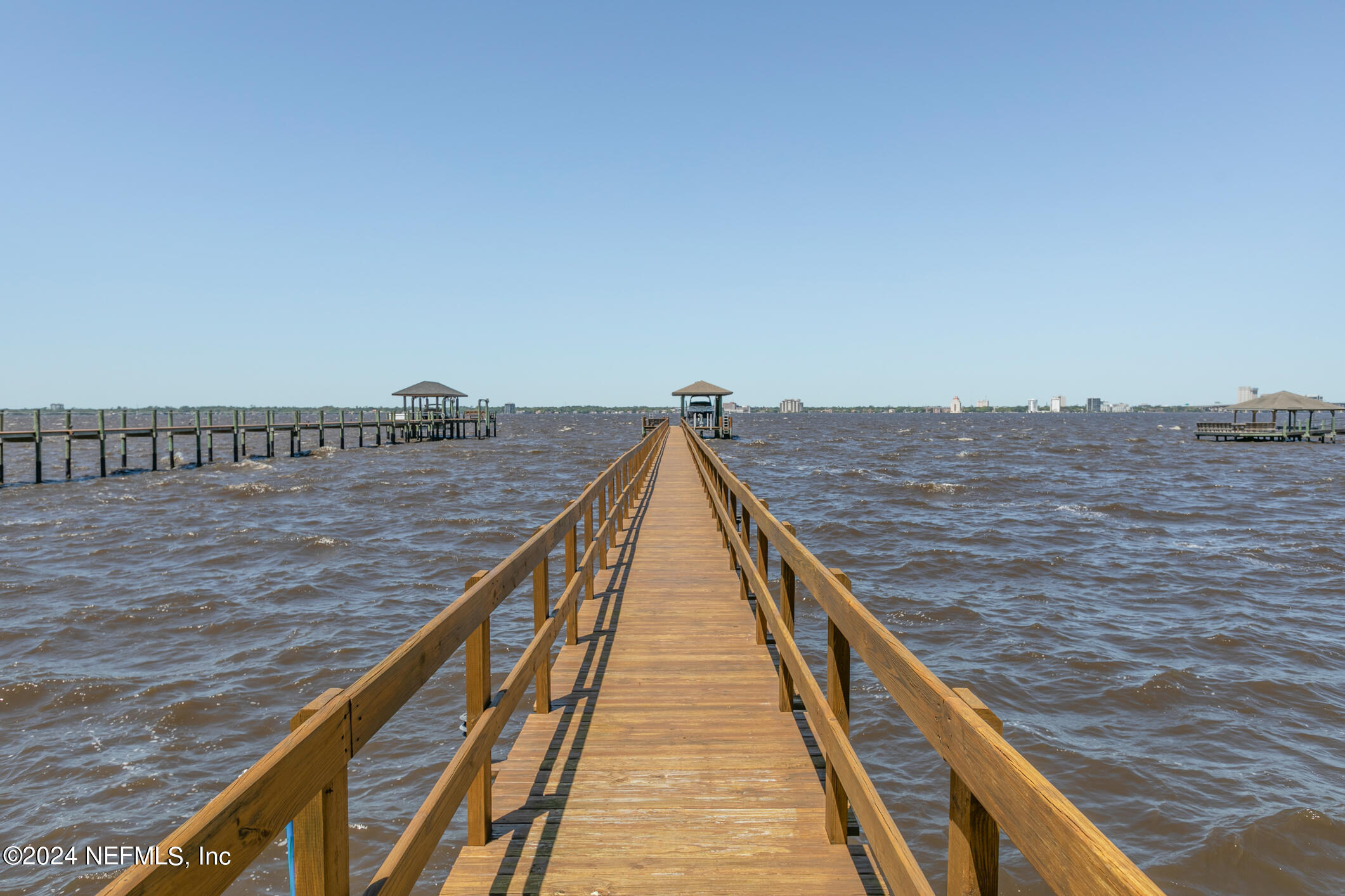 Jacksonville, Florida 32207, United States, 5 Bedrooms Bedrooms, ,6 BathroomsBathrooms,Residential,Pending,27159