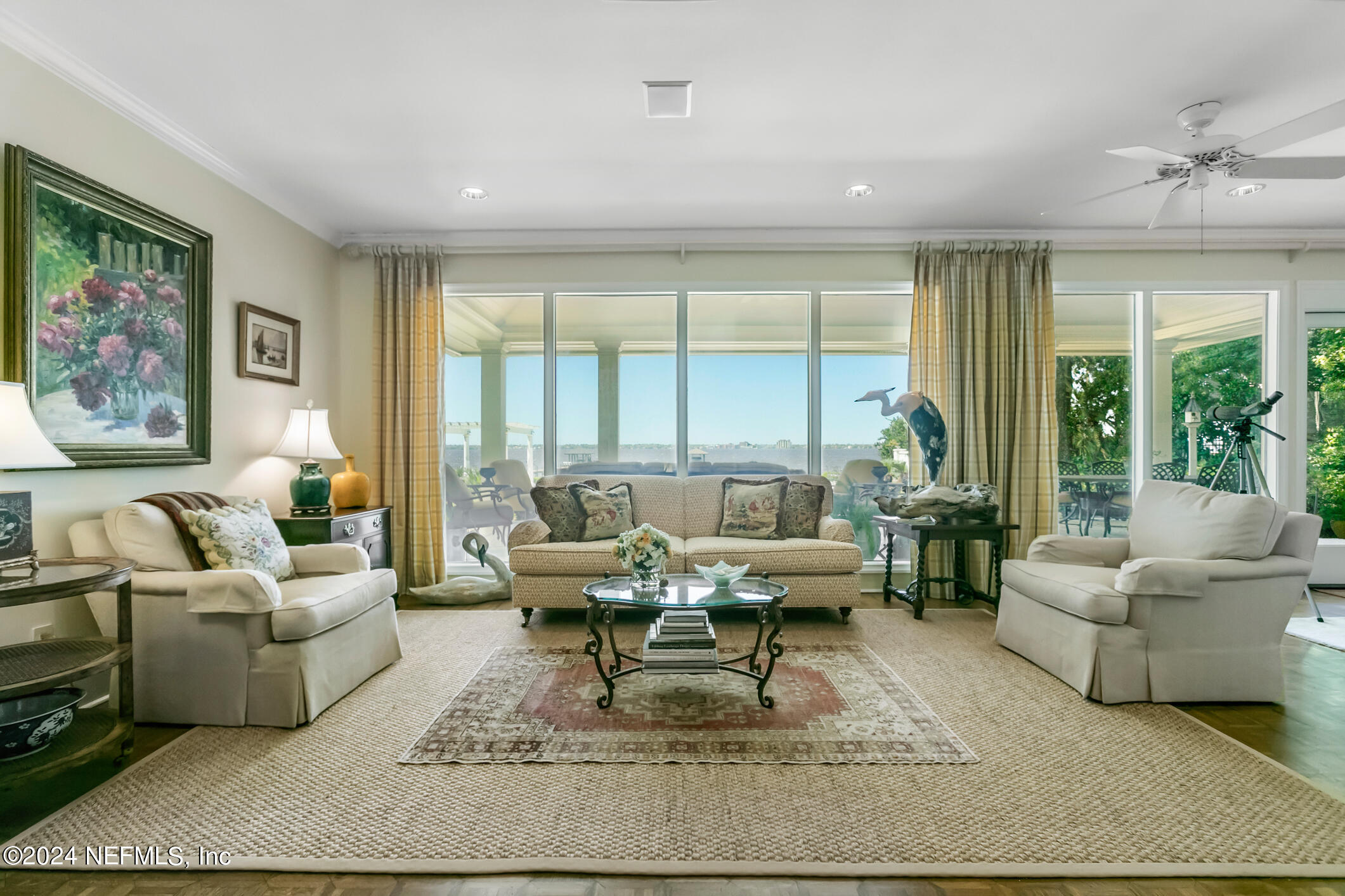 Jacksonville, Florida 32207, United States, 5 Bedrooms Bedrooms, ,6 BathroomsBathrooms,Residential,Pending,27159