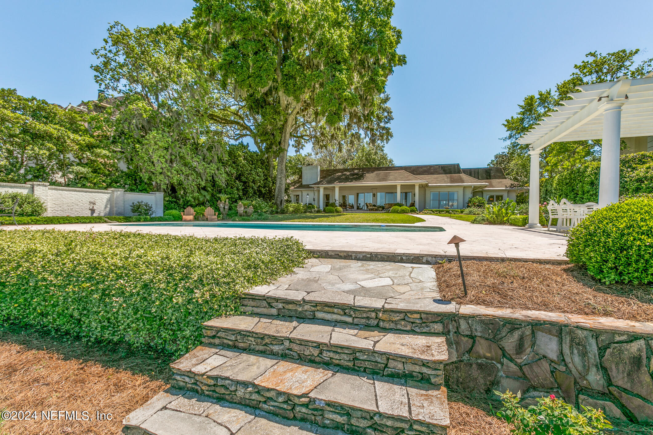 Jacksonville, Florida 32207, United States, 5 Bedrooms Bedrooms, ,6 BathroomsBathrooms,Residential,Pending,27159