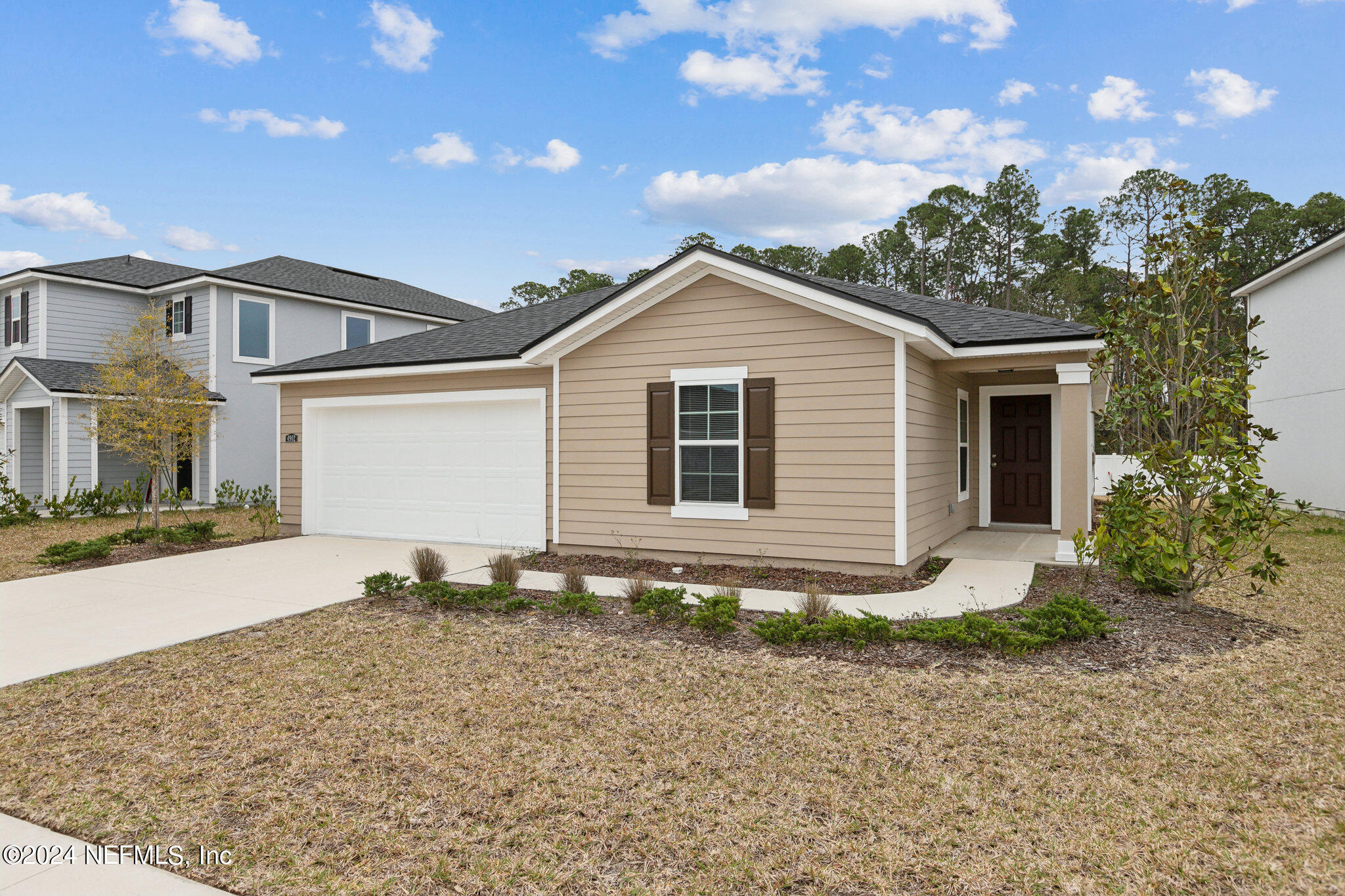 Jacksonville, FL home for sale located at 4902 Morning Rise Circle, Jacksonville, FL 32218