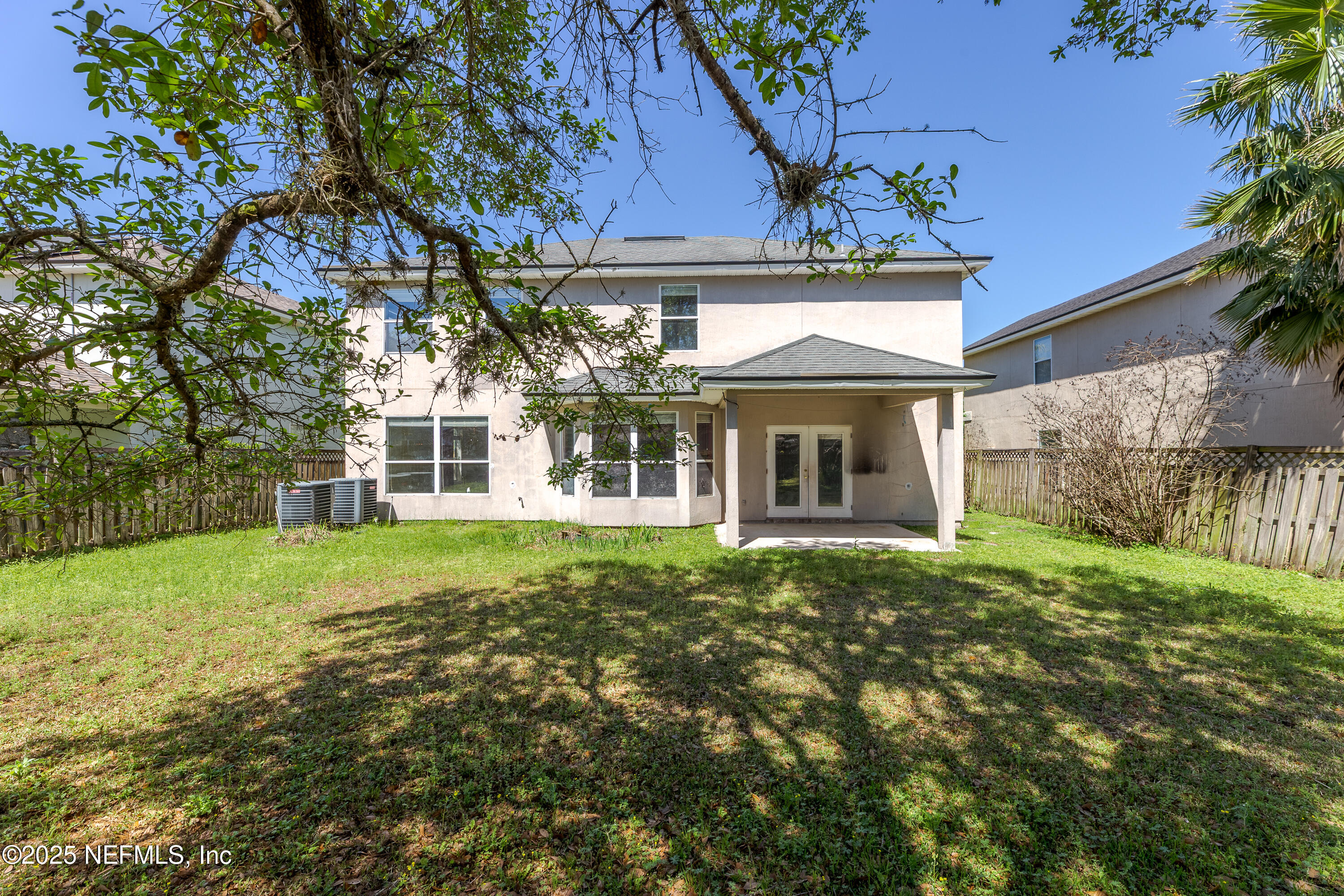 760 FLOWERS Street