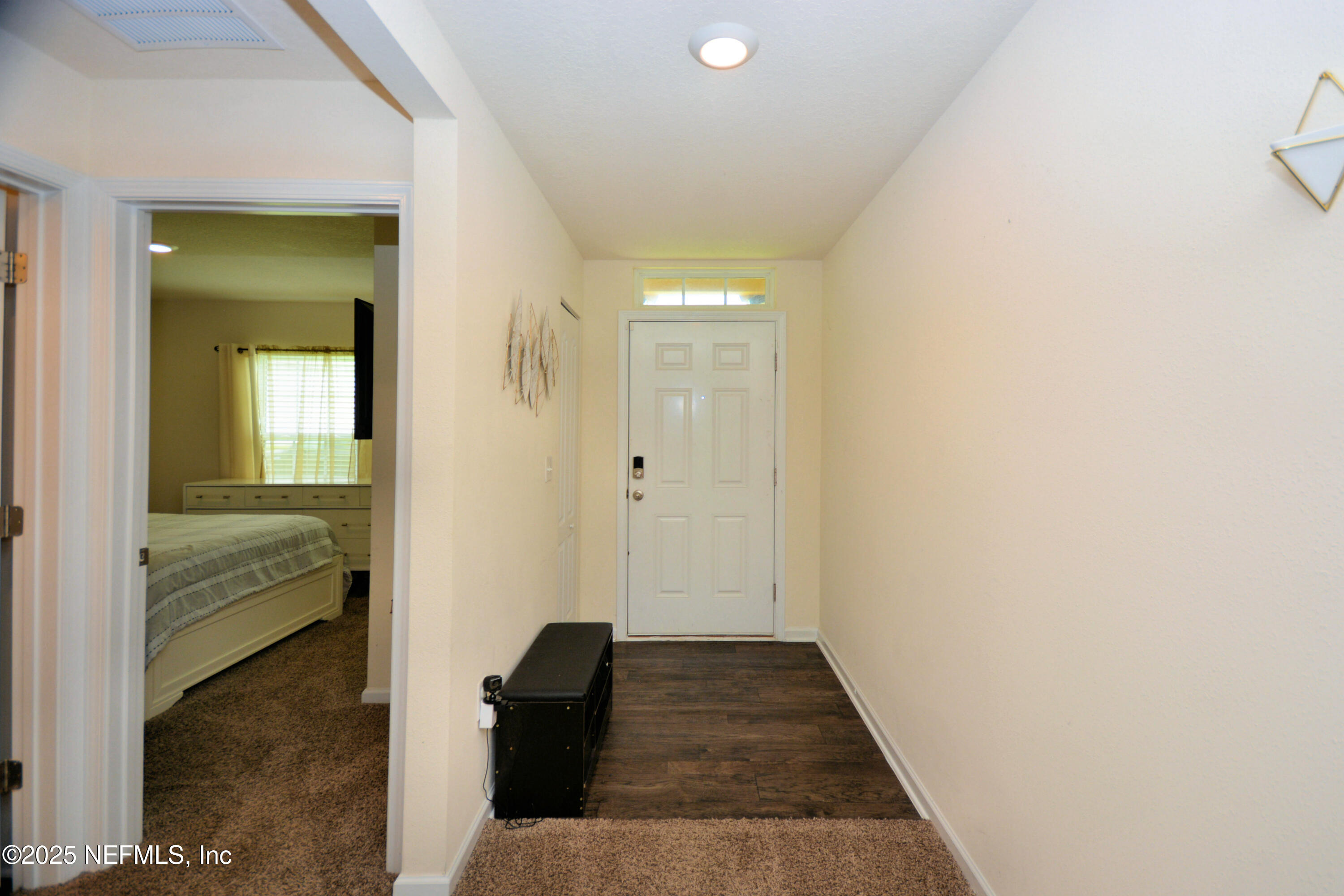 2536 BEACHVIEW Drive