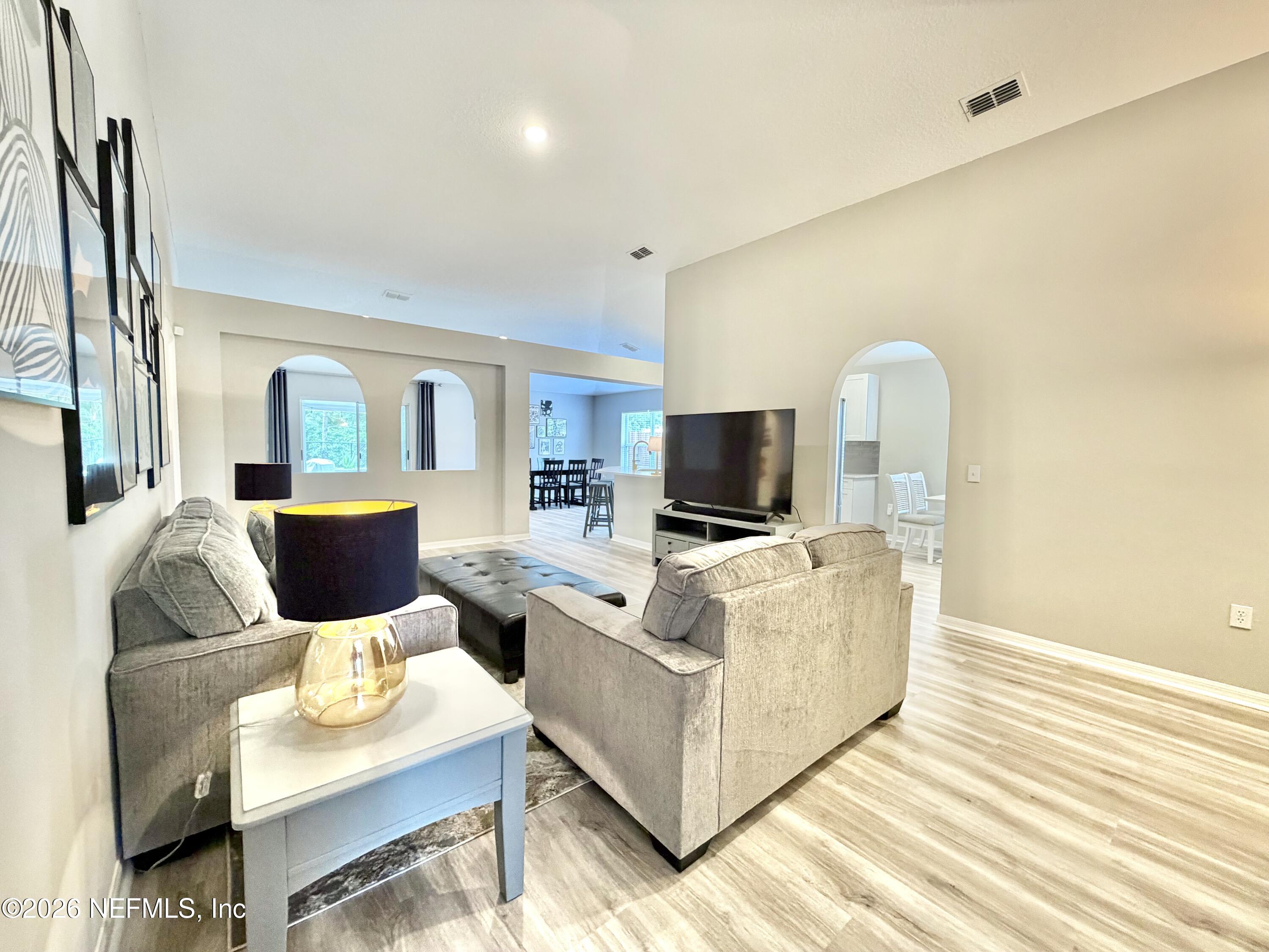 11110 PEERLESS Lane