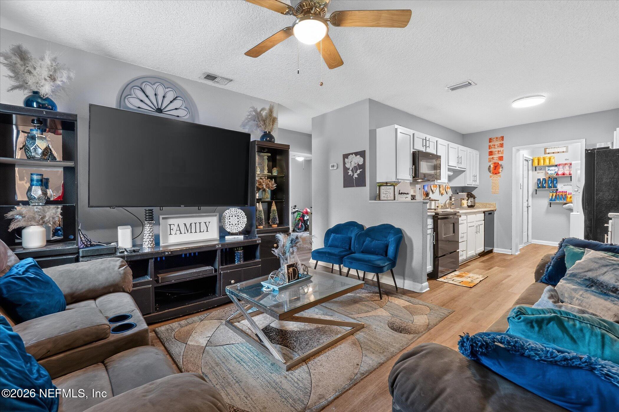 5257 WOODCREST Road - Photo 3