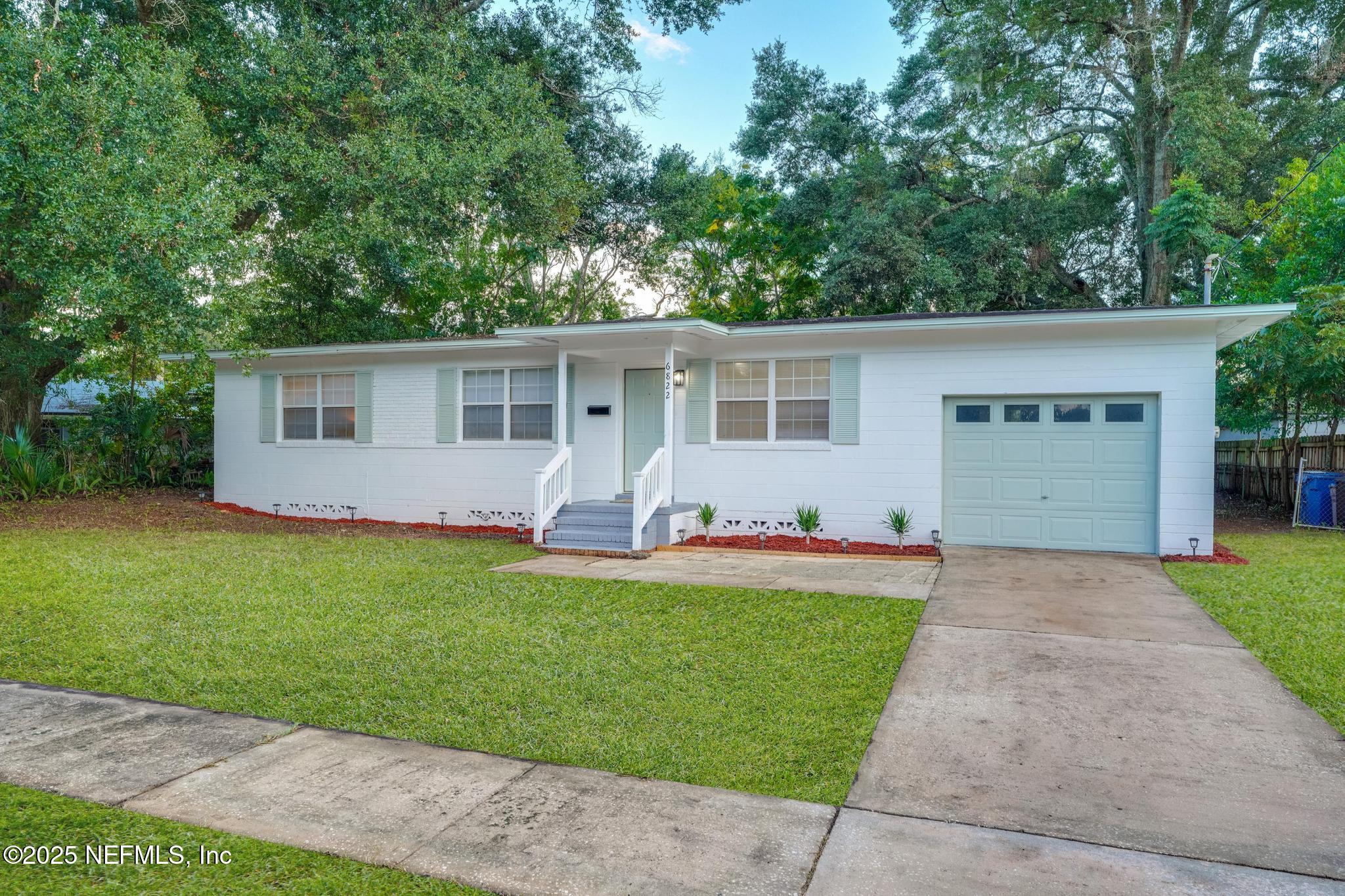 6822 BUTTONTREE Lane S