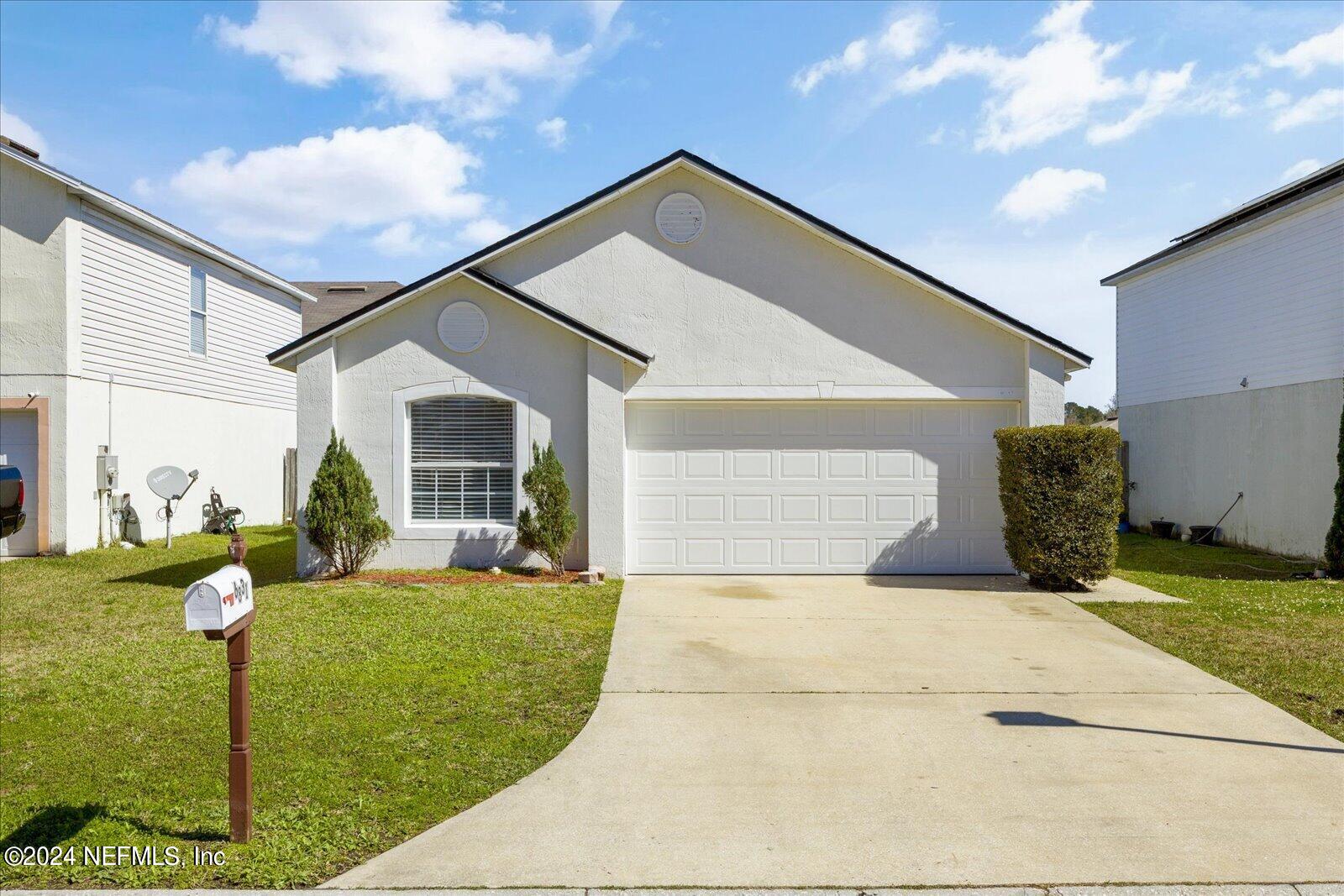 Jacksonville, FL home for sale located at 6831 Playpark Trail, Jacksonville, FL 32244