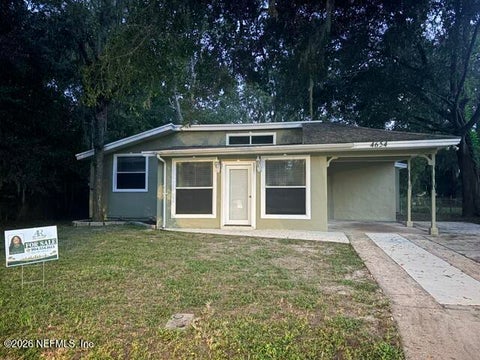 Photo of 4654 FREDERICKSBURG Avenue, Jacksonville, FL 32208 (MLS # 2165877)