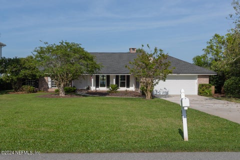 Photo of 185 SAN JUAN DR Drive, Ponte Vedra Beach, FL 32082 (MLS # 2165923)