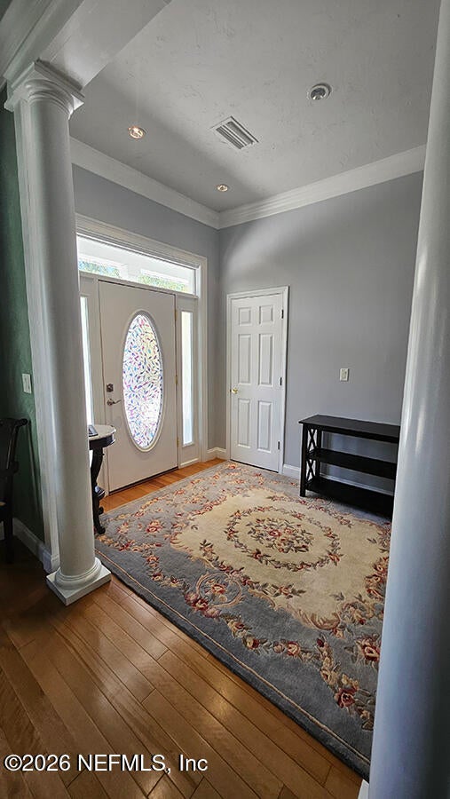 200 MOCKINGBIRD Court