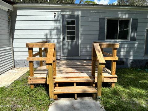 A home in East Palatka