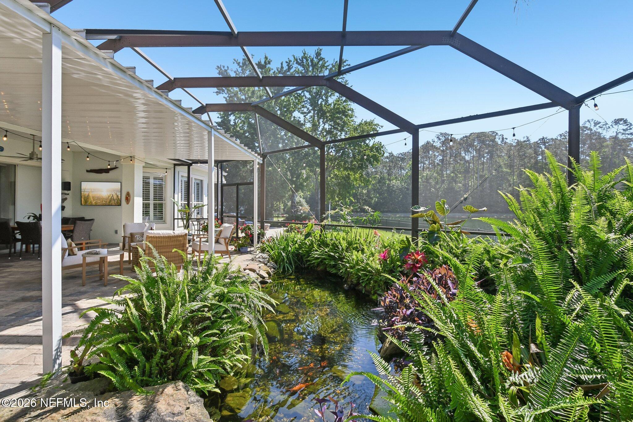 2525 SUNNY CREEK Drive