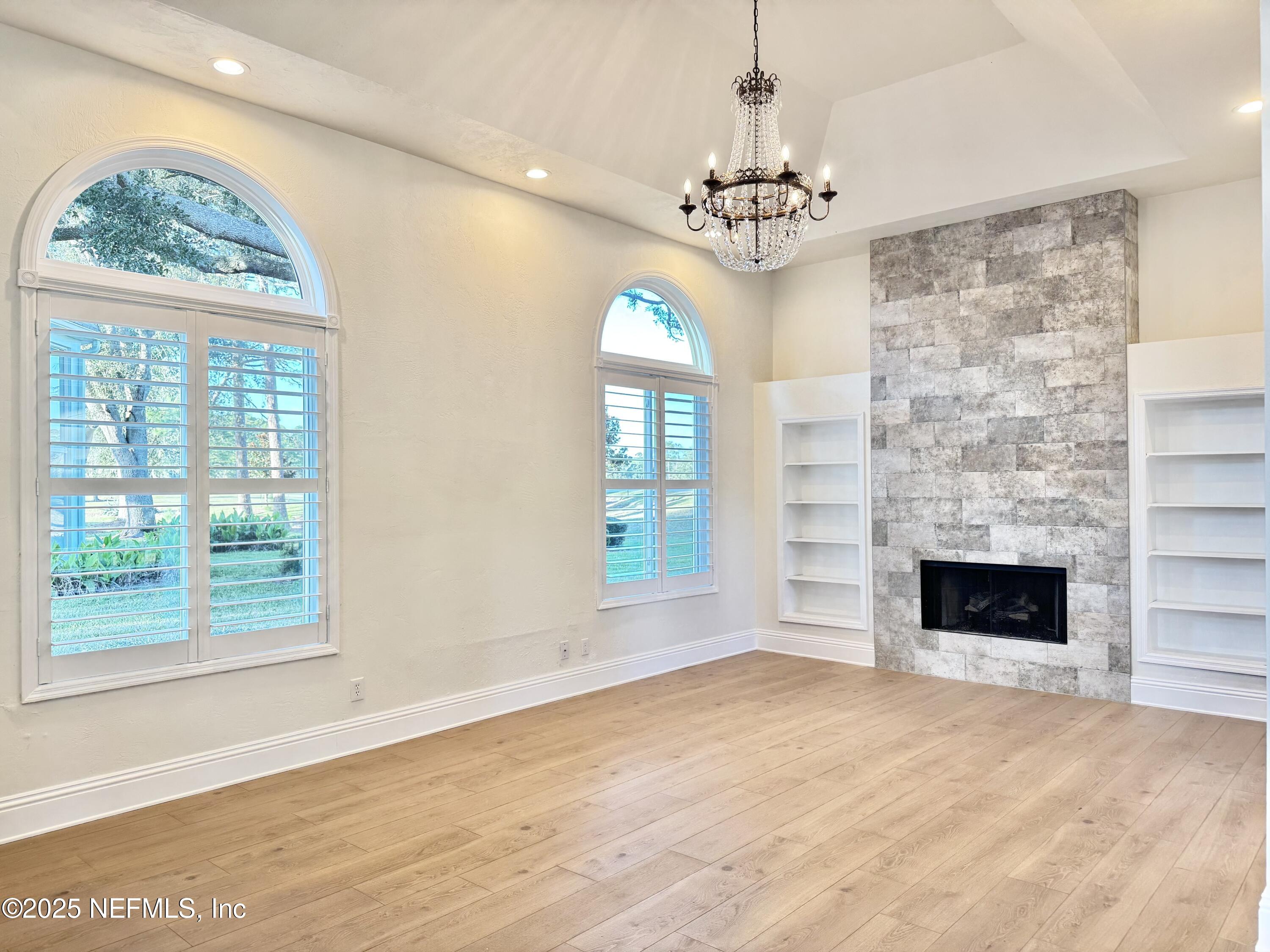 21 BAY POINTE Drive