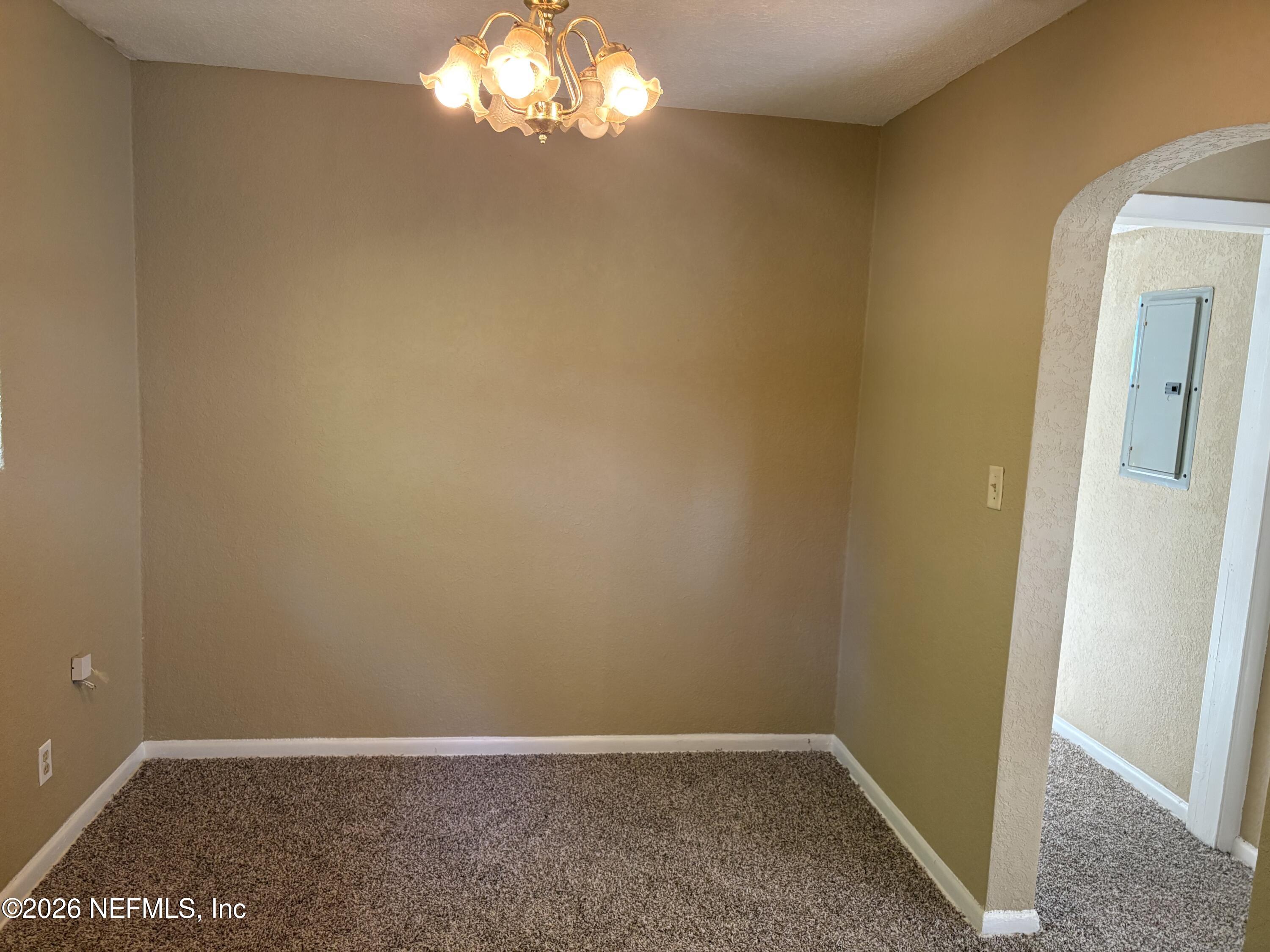 6912 CORDAY Road