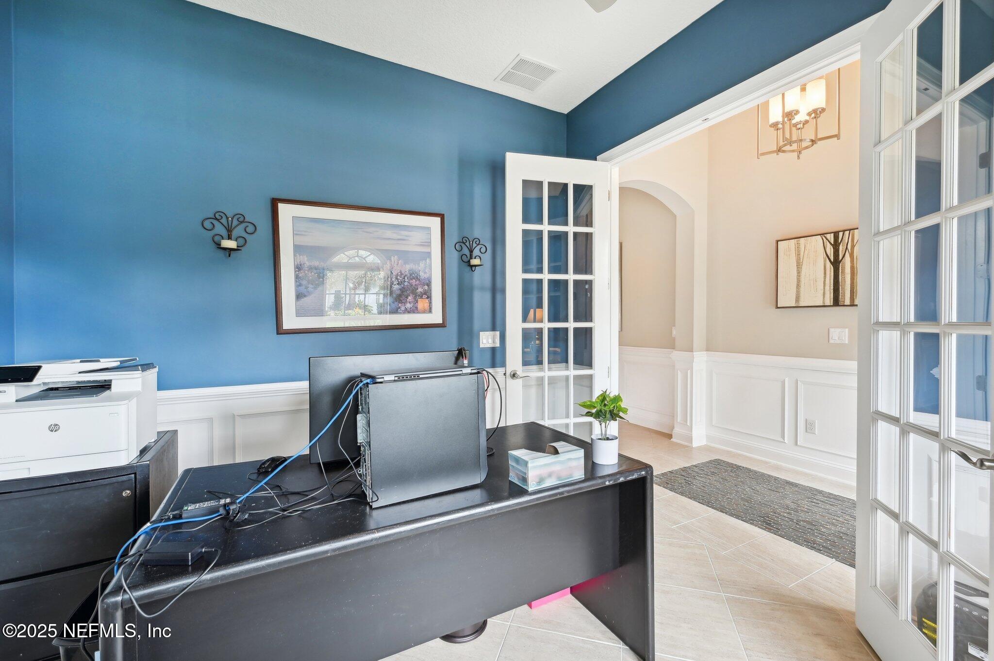 281 GULFSTREAM Way