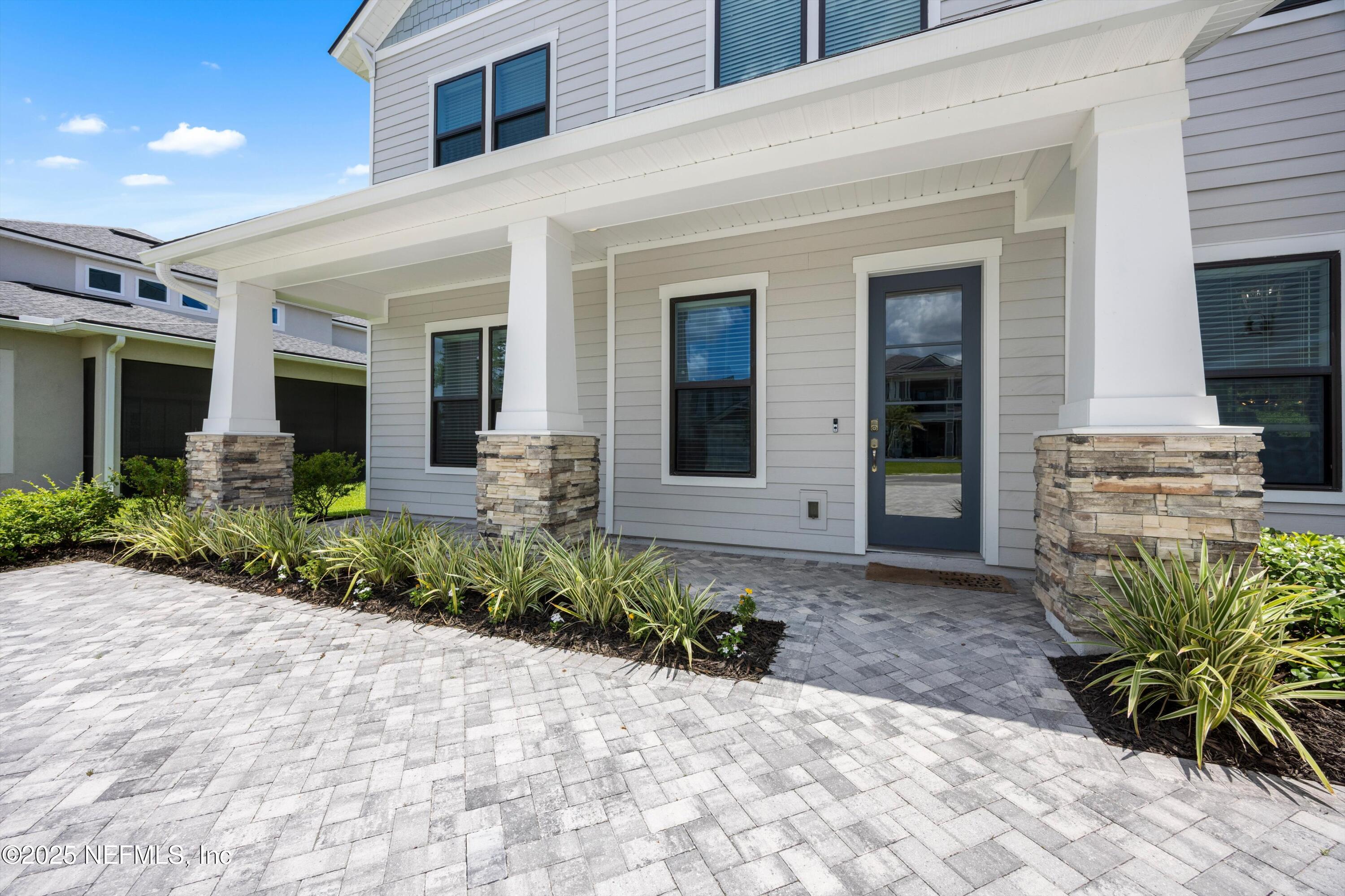 10176 SILVERBROOK Trail