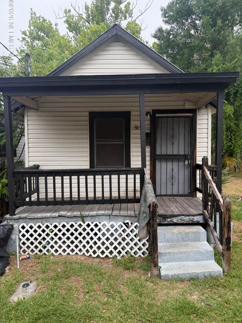 Photo of 1649 STATE Street W, Jacksonville, FL 32209 (MLS # 2145271)