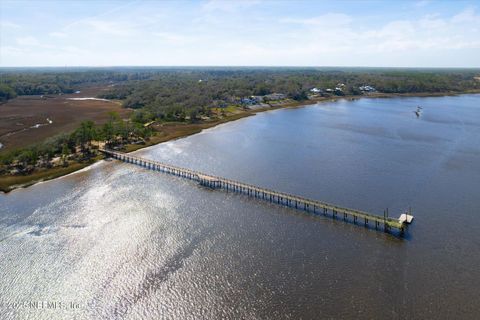 A home in Yulee