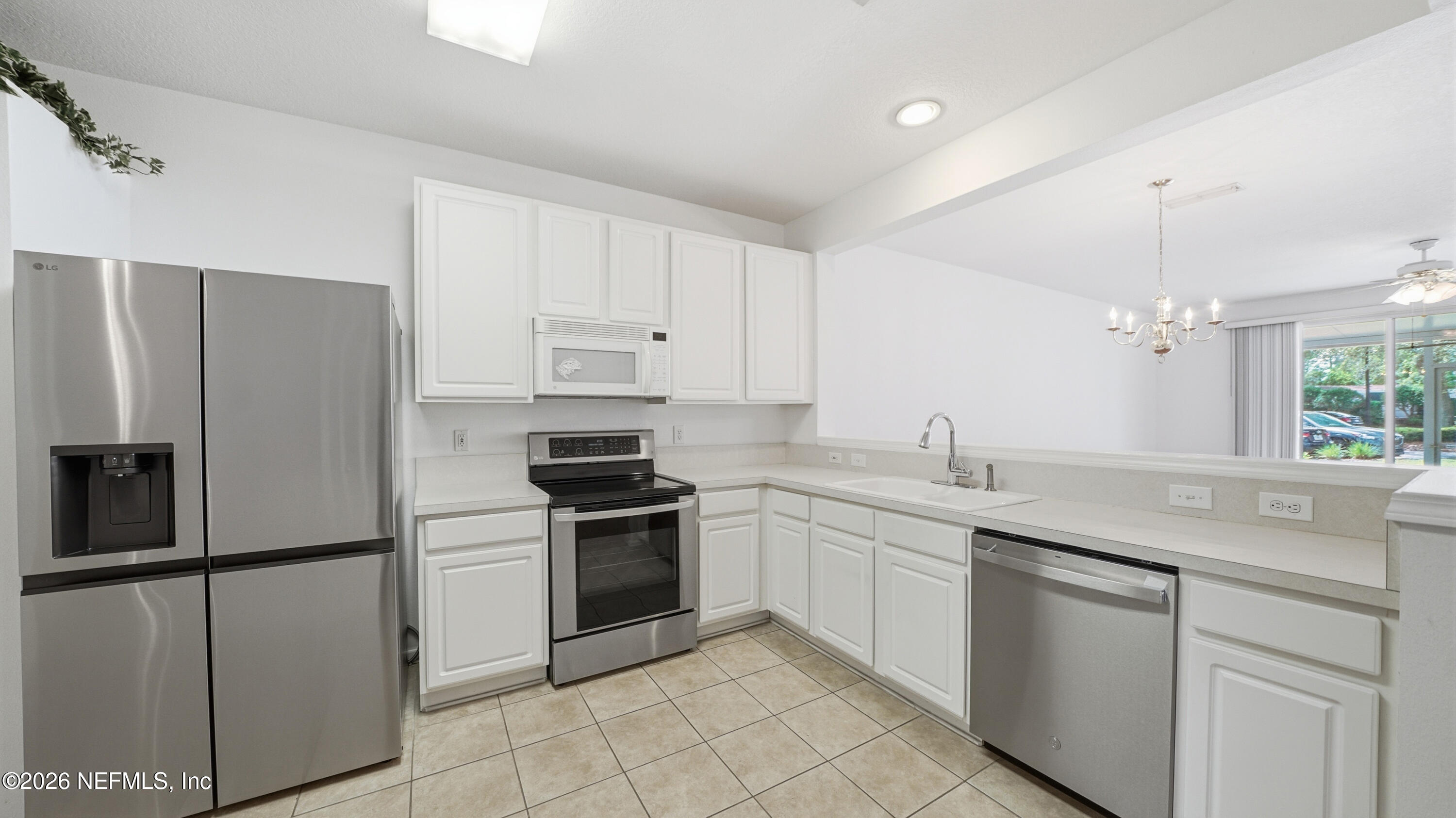 7990 BAYMEADOWS Road E 1602