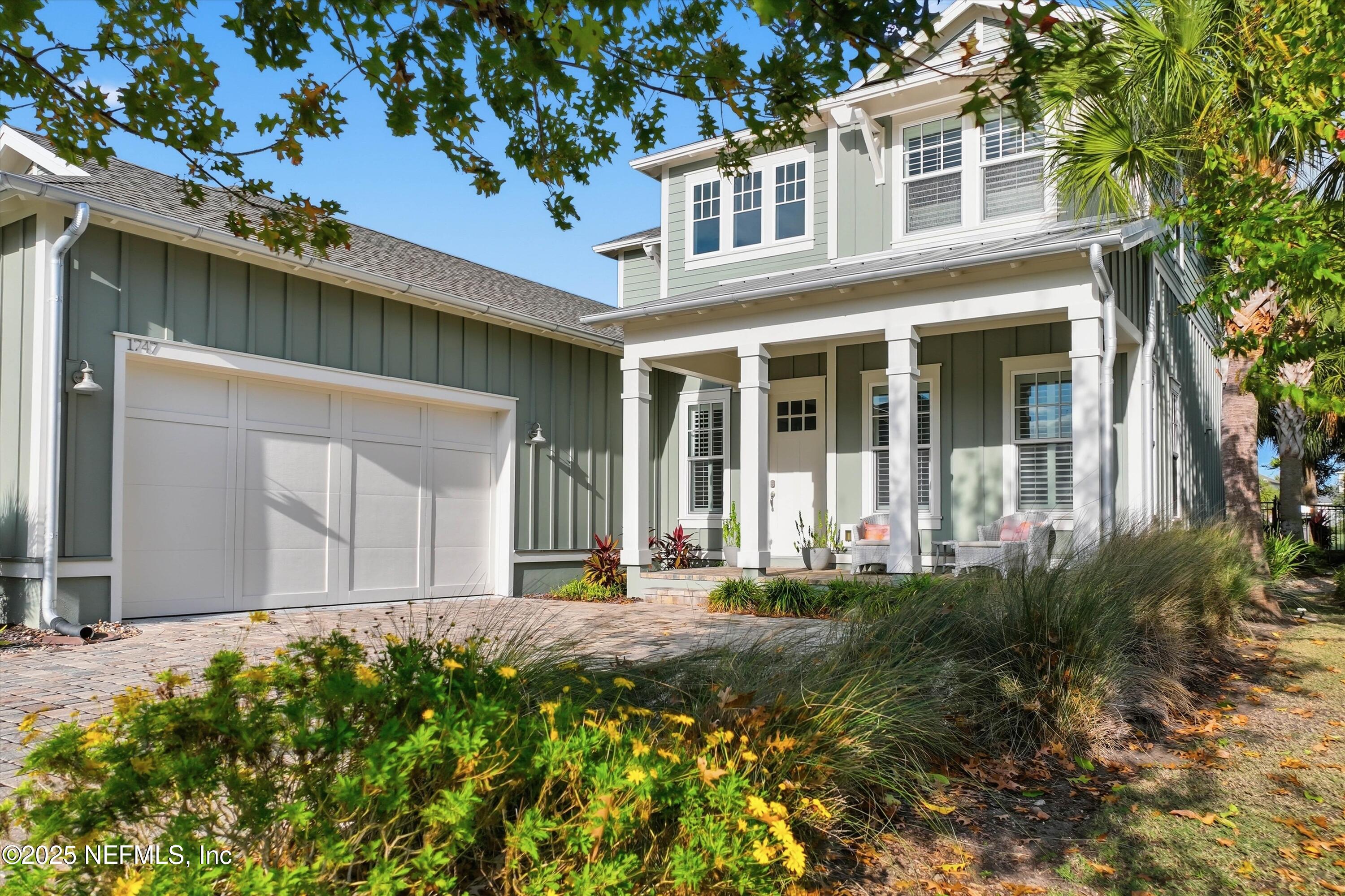 1747 MARITIME OAK Drive