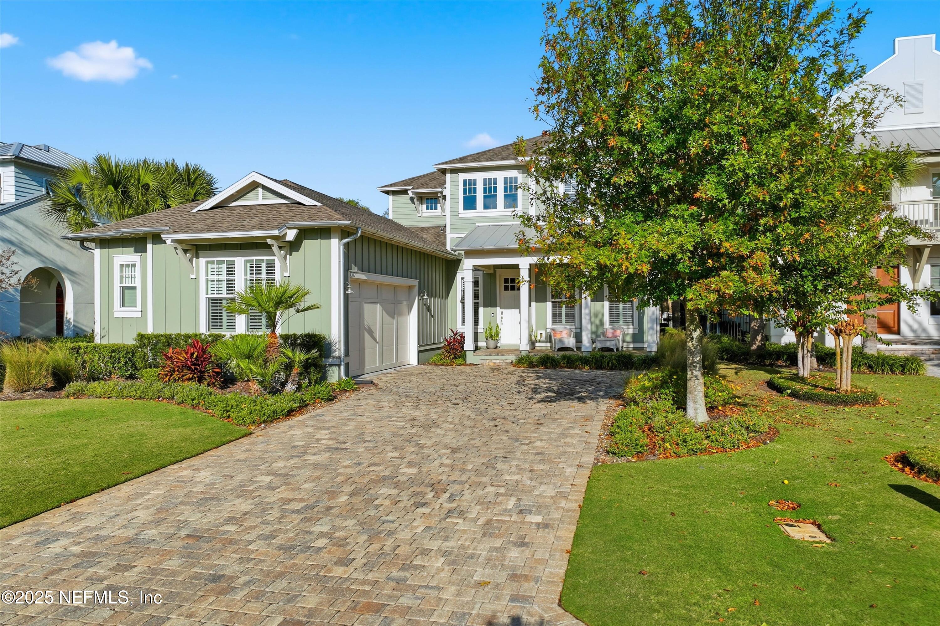 1747 MARITIME OAK Drive