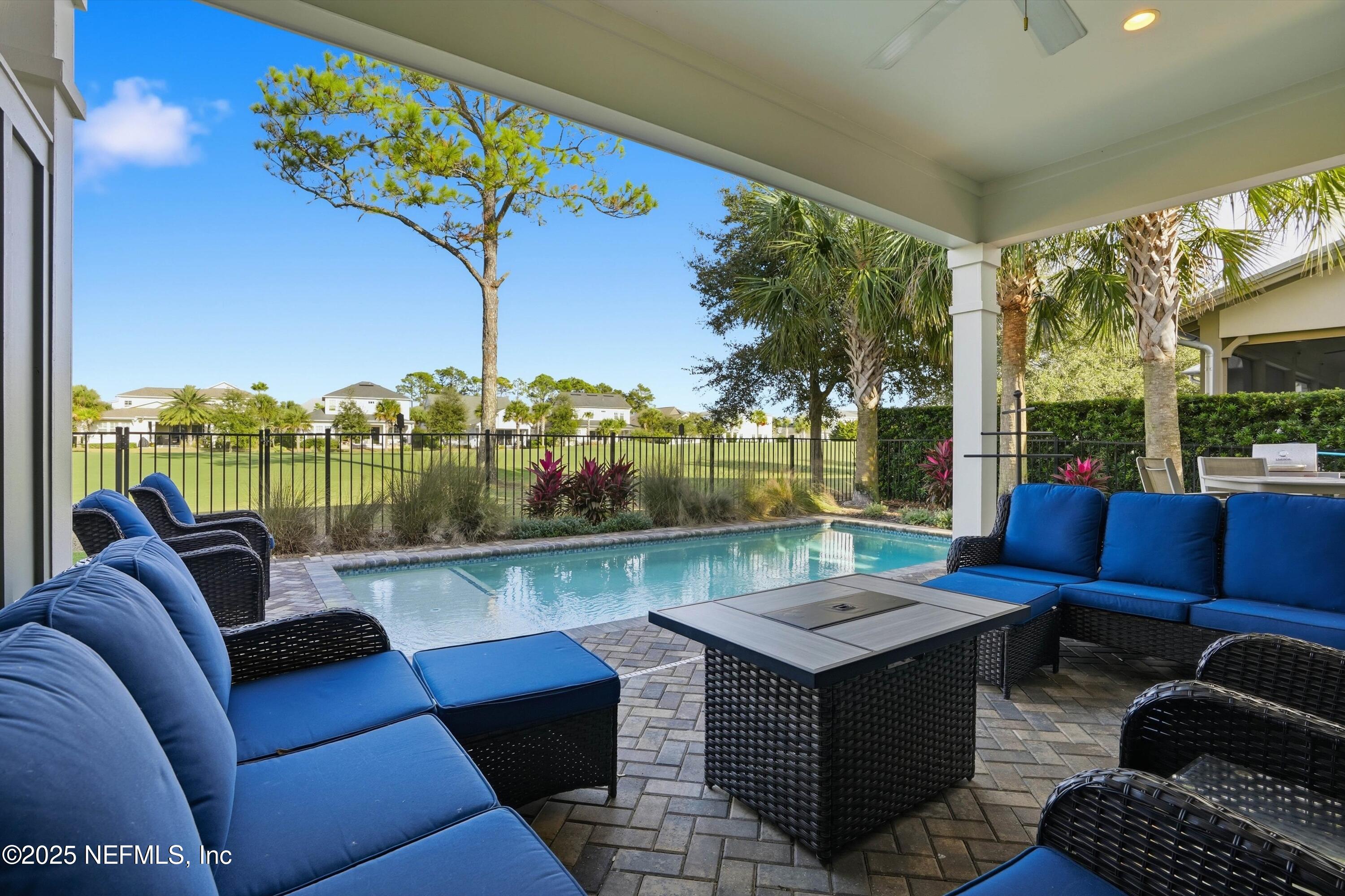 1747 MARITIME OAK Drive