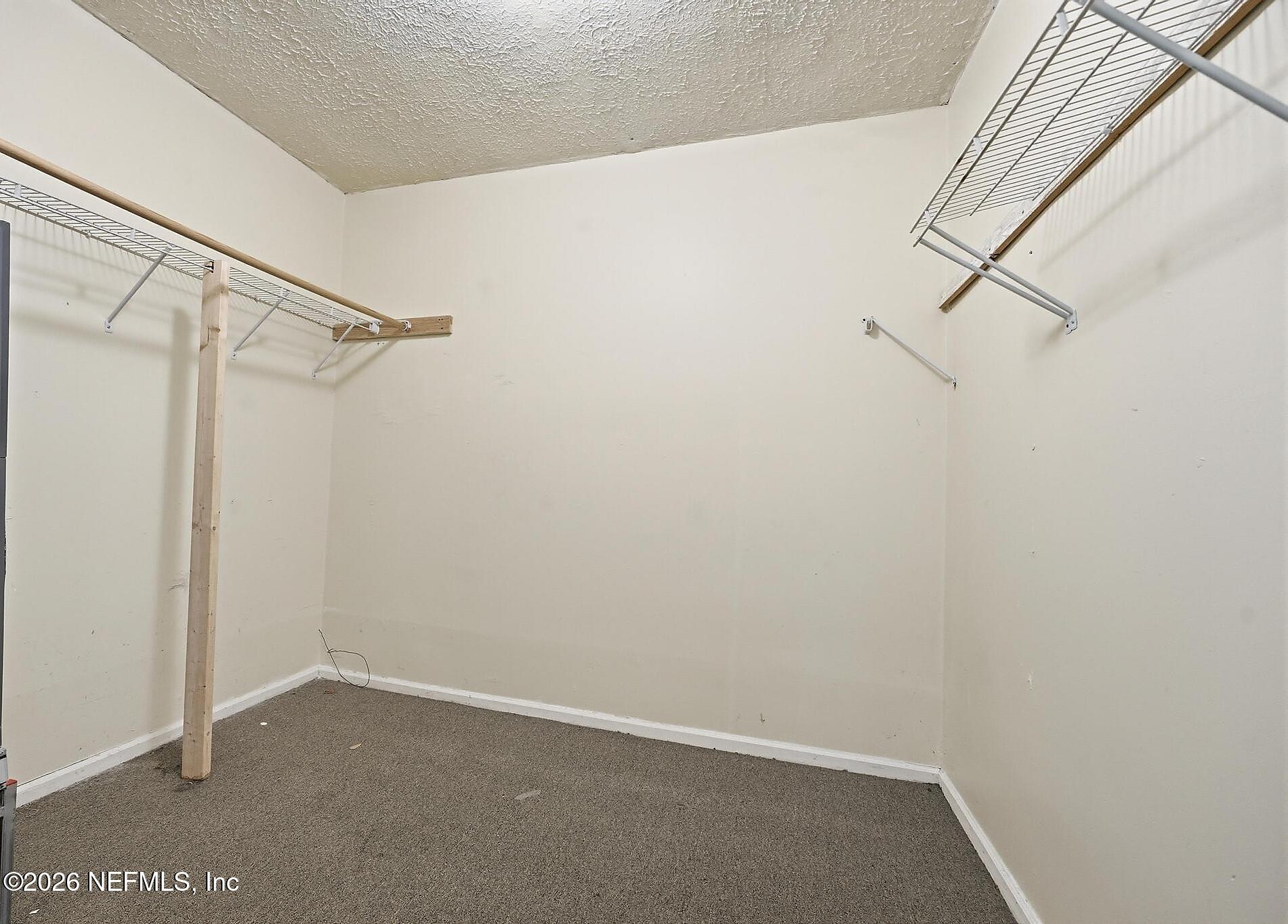 1150 E 16TH