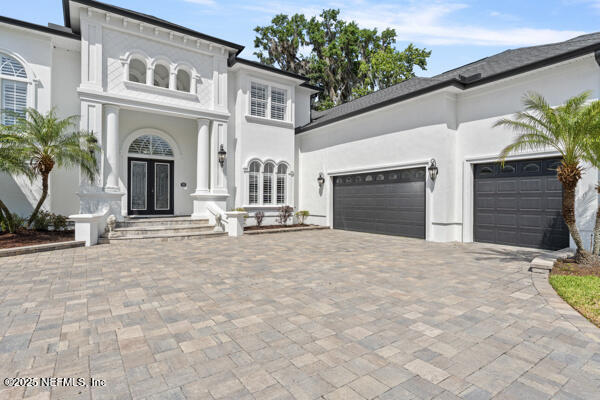 5425 RIVERWOOD Road N