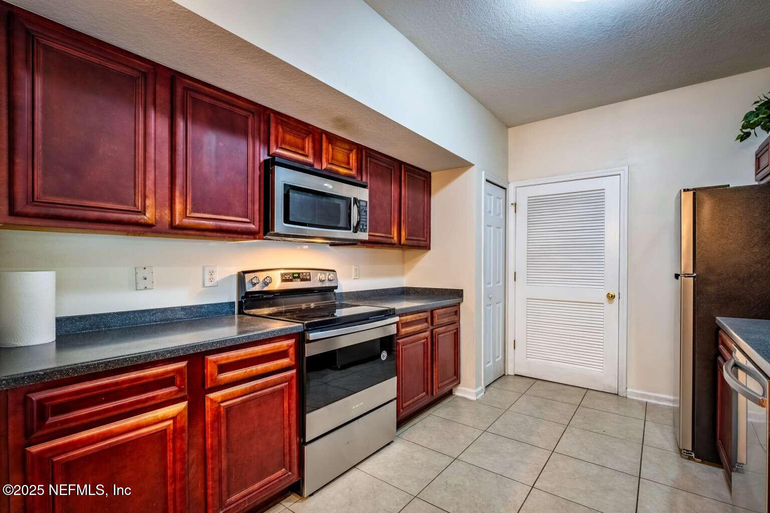 4935 ISLAMORADA Lane 206