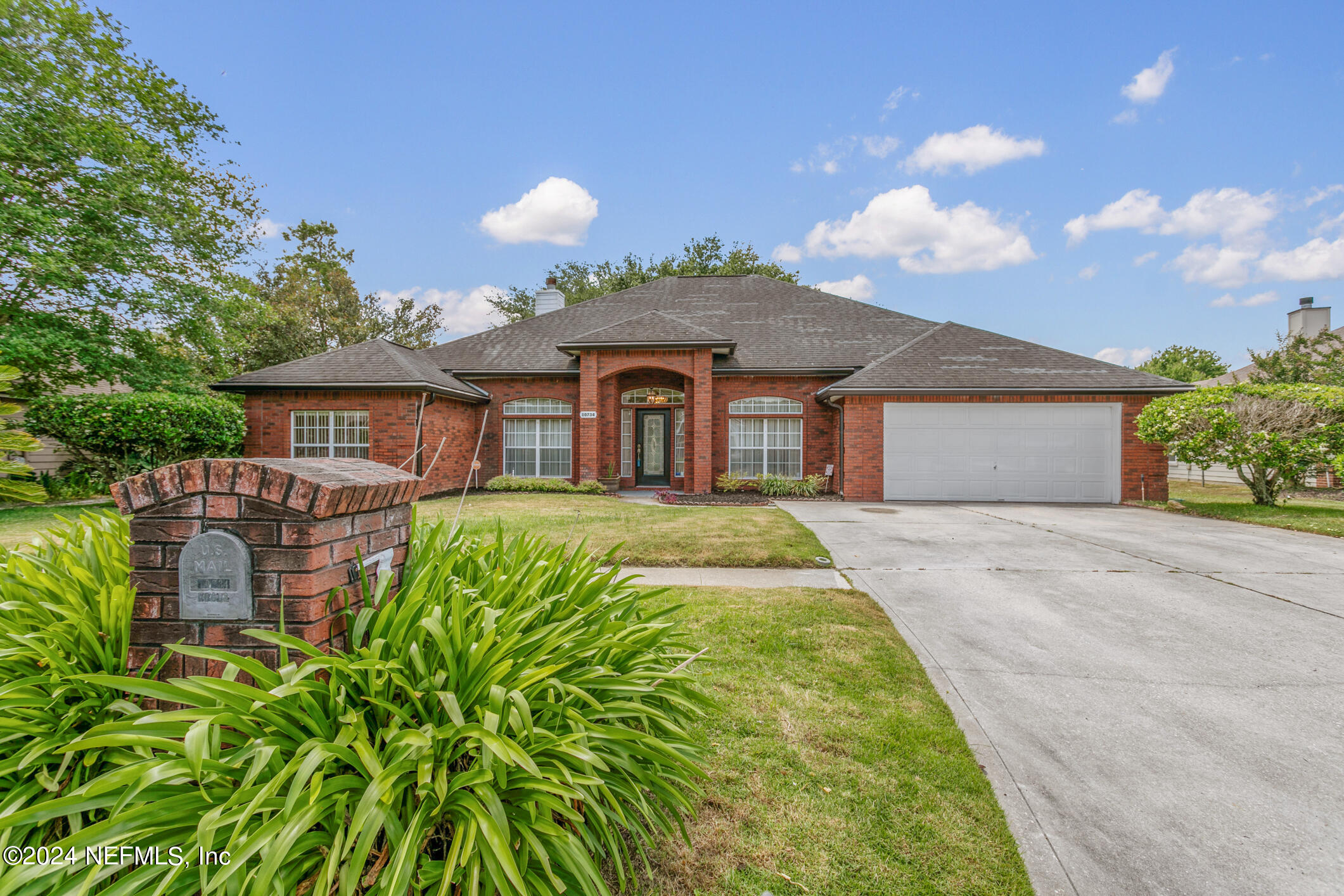 Jacksonville, FL home for sale located at 10734 Plum Hollow Drive, Jacksonville, FL 32222