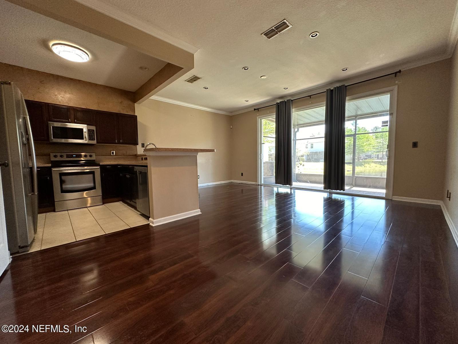 Jacksonville, FL home for sale located at 5880 Sandstone Way, Jacksonville, FL 32258