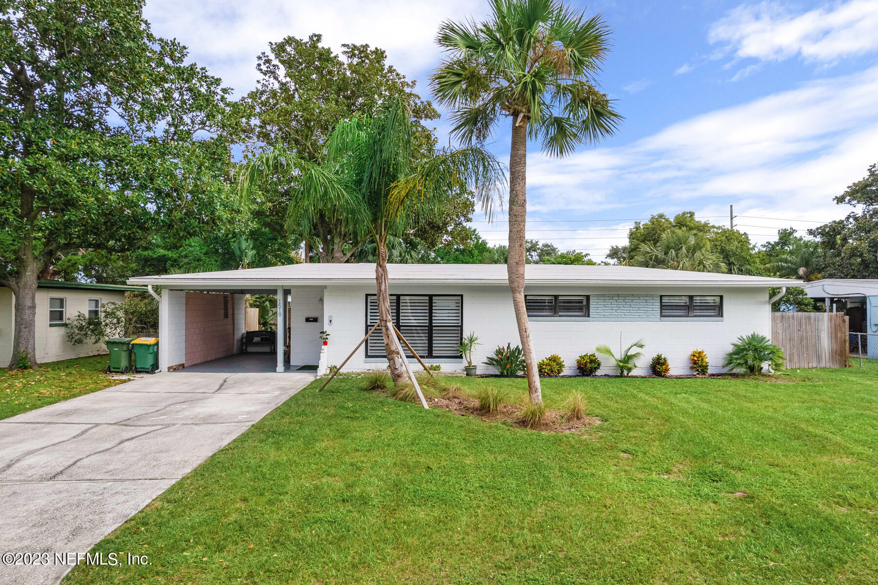 JACKSONVILLE BEACH, FL home for sale located at 1519 SUNSET DR, JACKSONVILLE BEACH, FL 32250