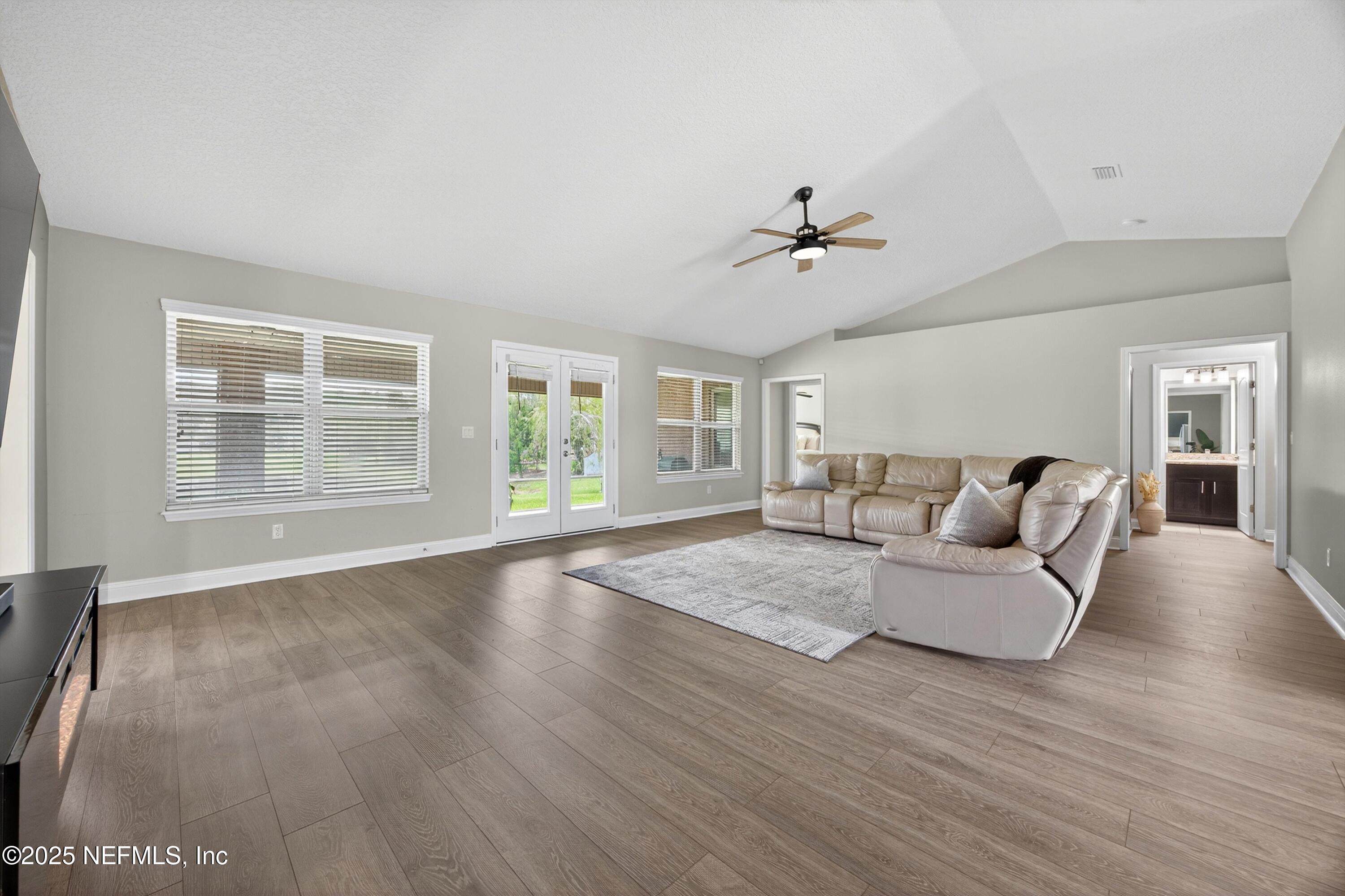7896 DAWSONS CREEK Drive