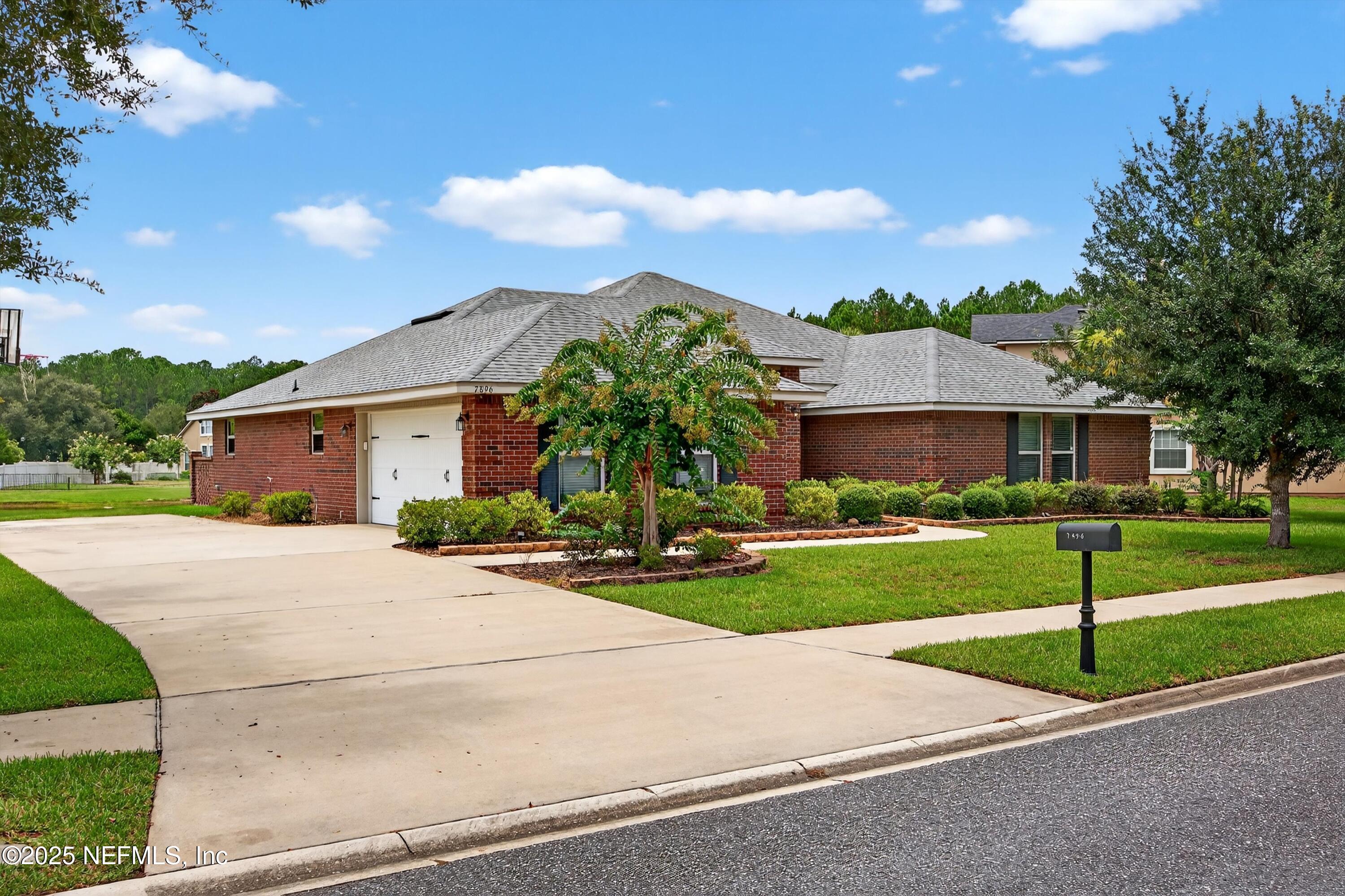 7896 DAWSONS CREEK Drive