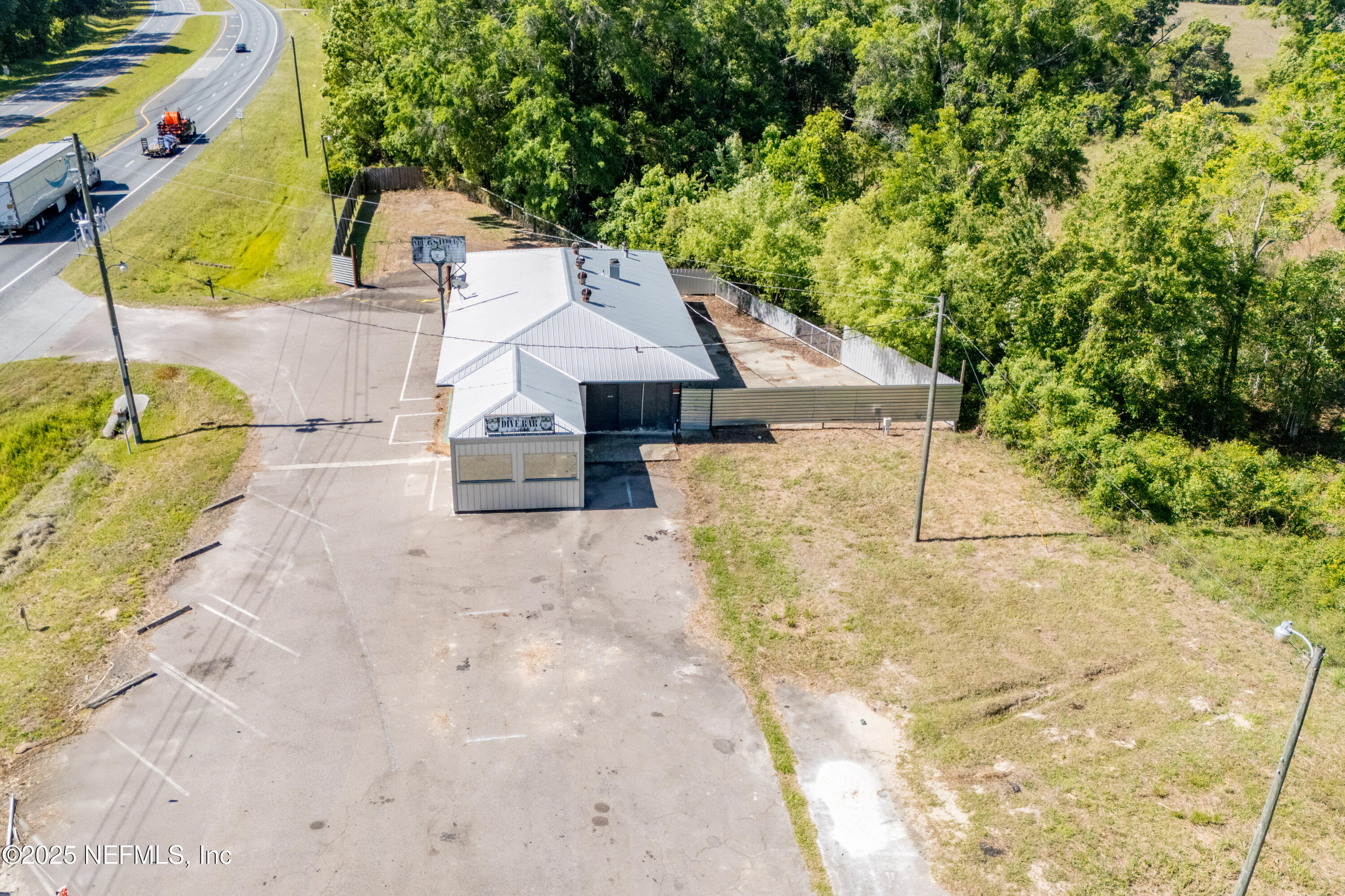 19510 NE HWY 301