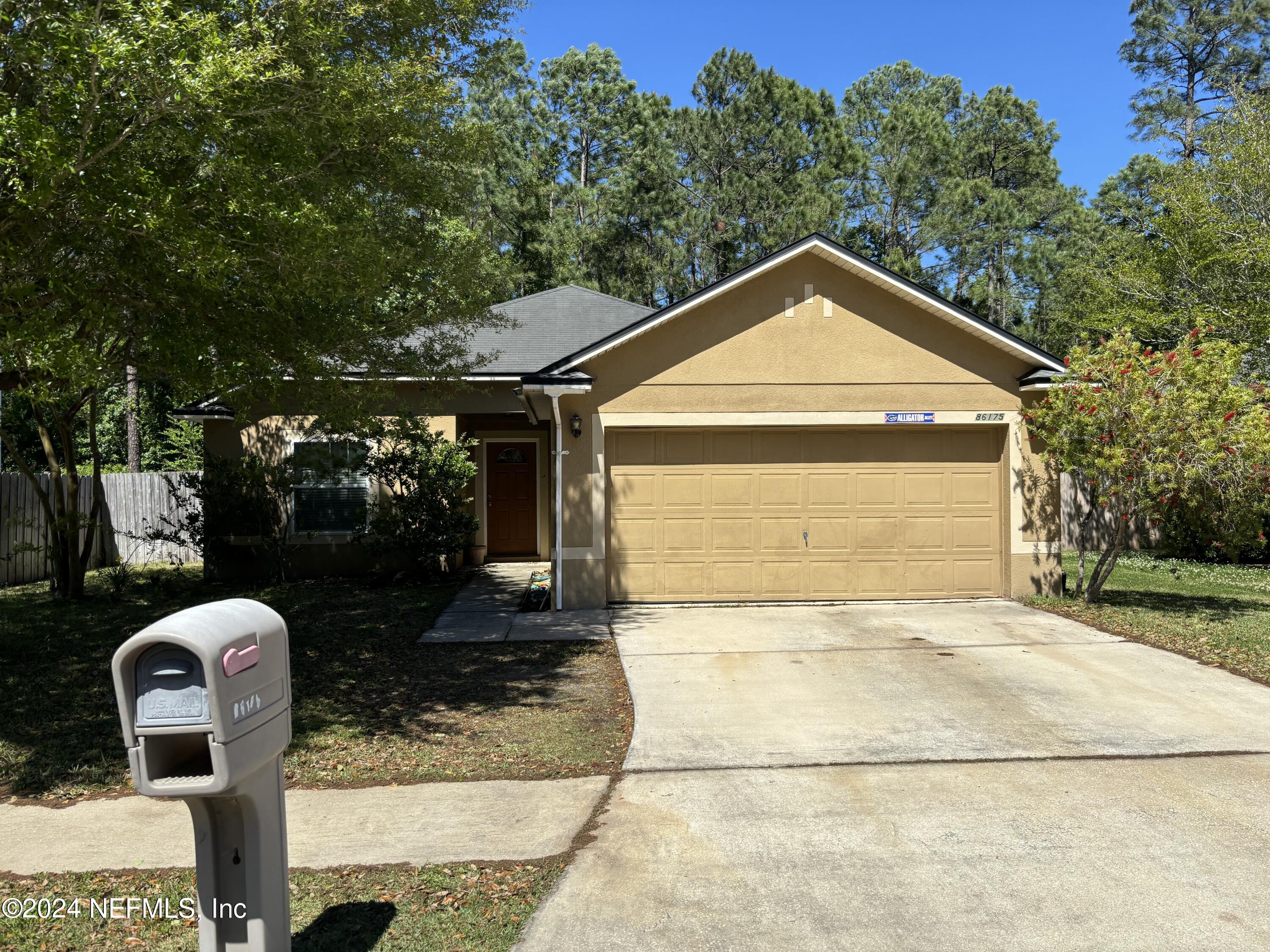 Yulee, FL home for sale located at 86175 Venetian Avenue, Yulee, FL 32097